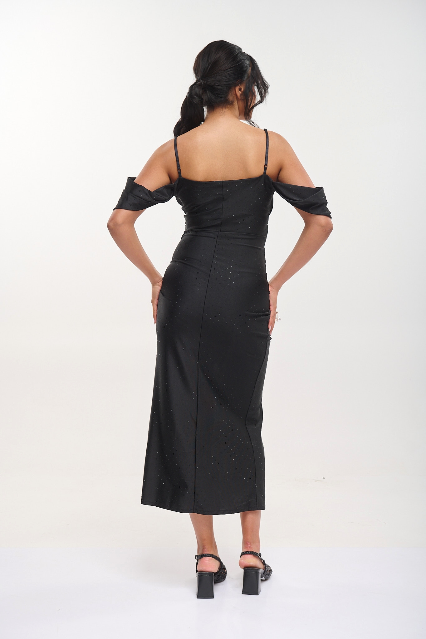 Midi Outoff -Shoulder Dress