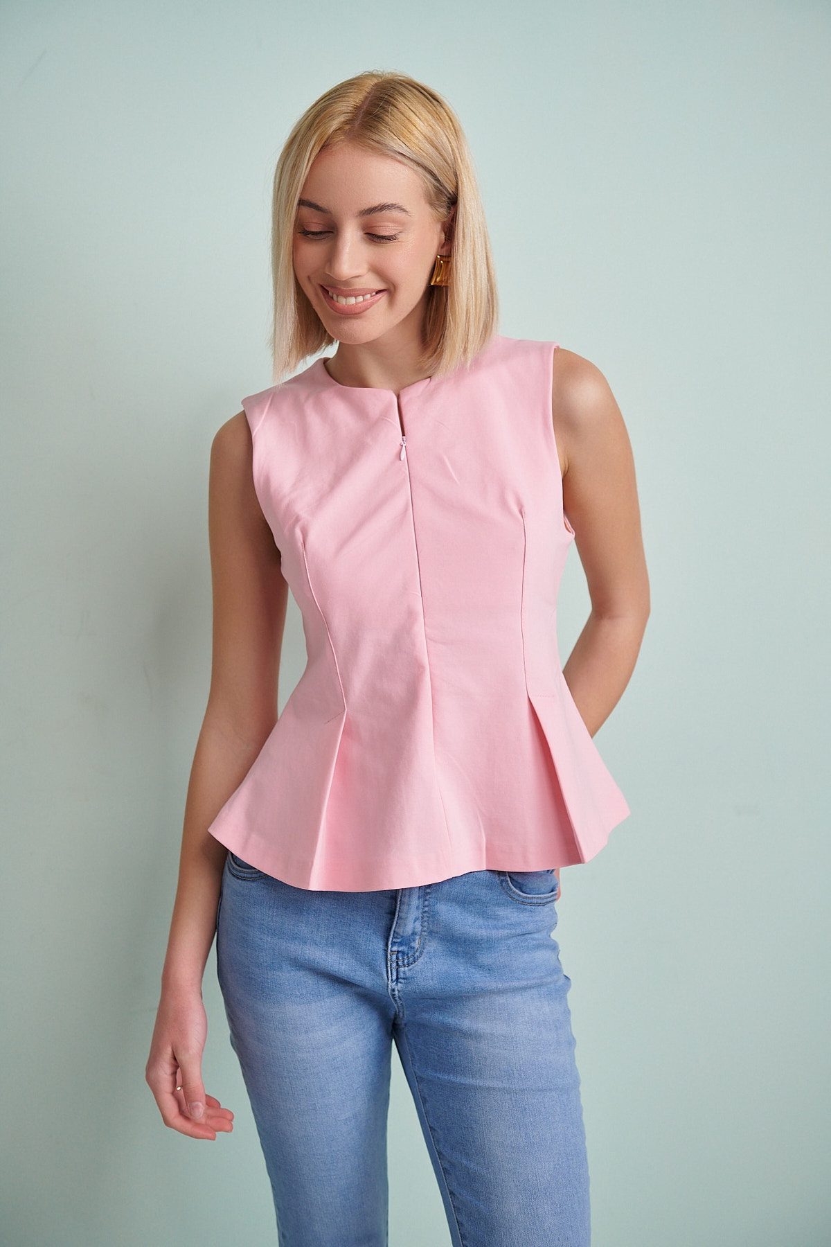 Hidden Zip Sleeveless Blouse