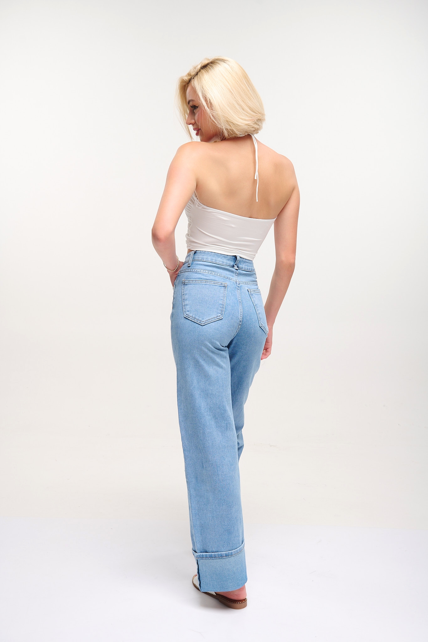 Shells Detailed Cropped Top