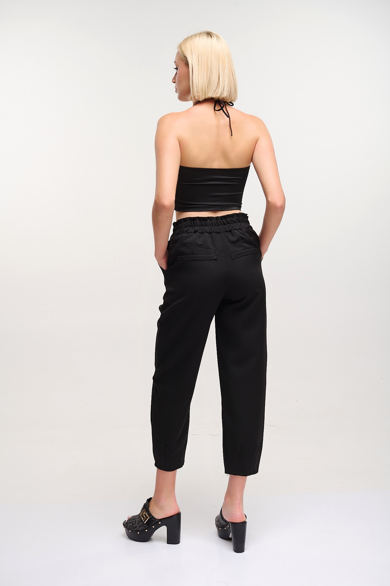 Shells Detailed Cropped Top