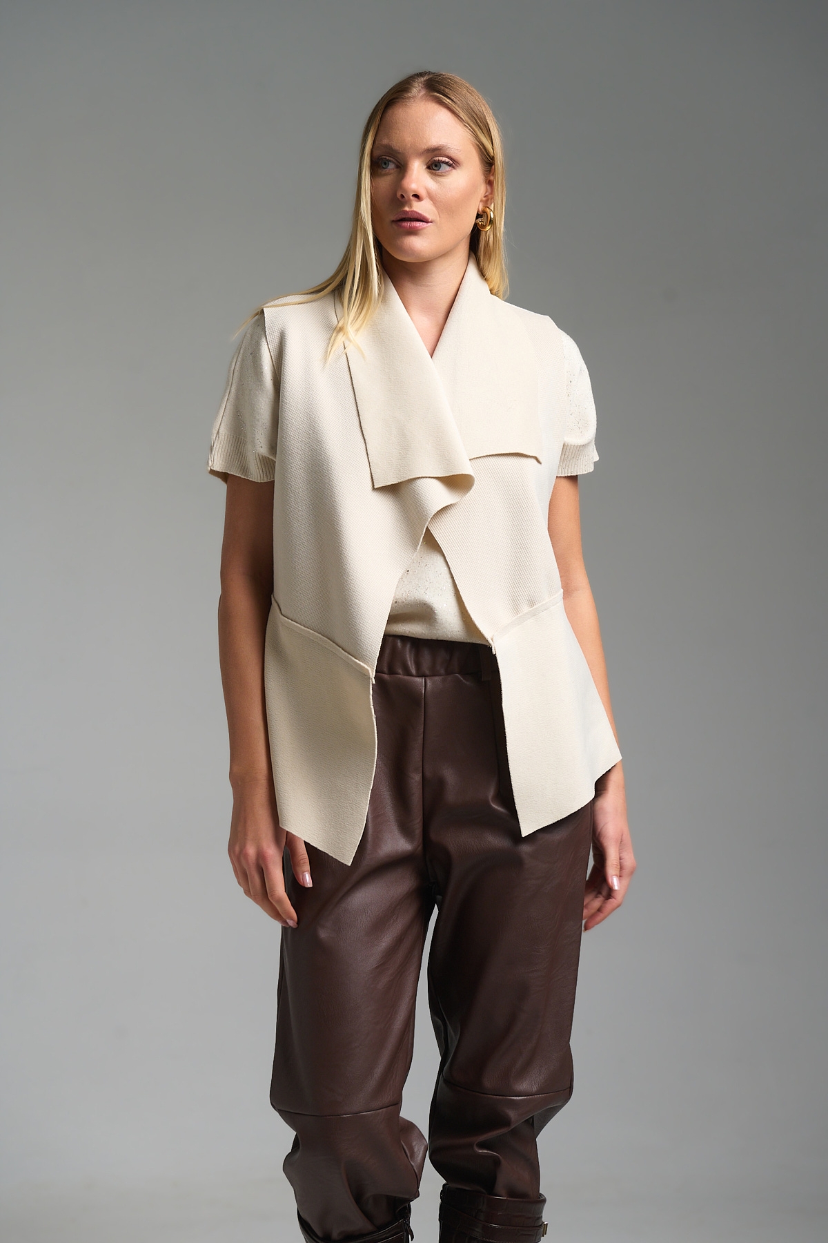 Γιλέκο Τσόχα Σουέτ Μέσα Με Μύτες