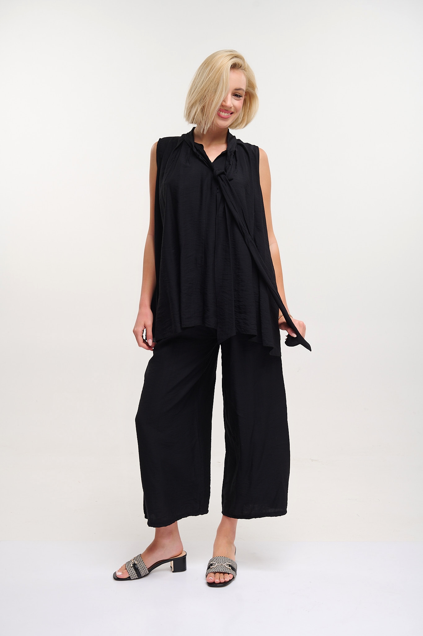 Two Pieces Set