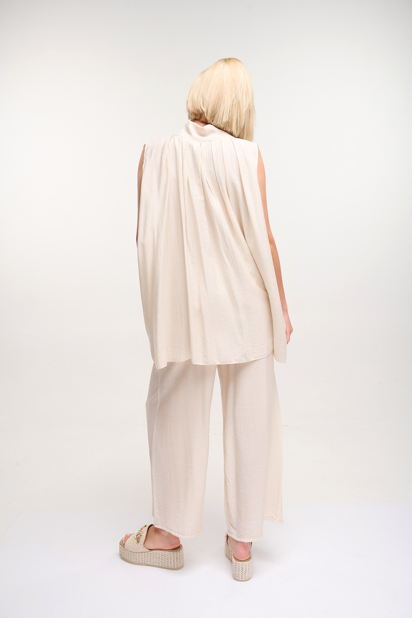 Two Pieces Set