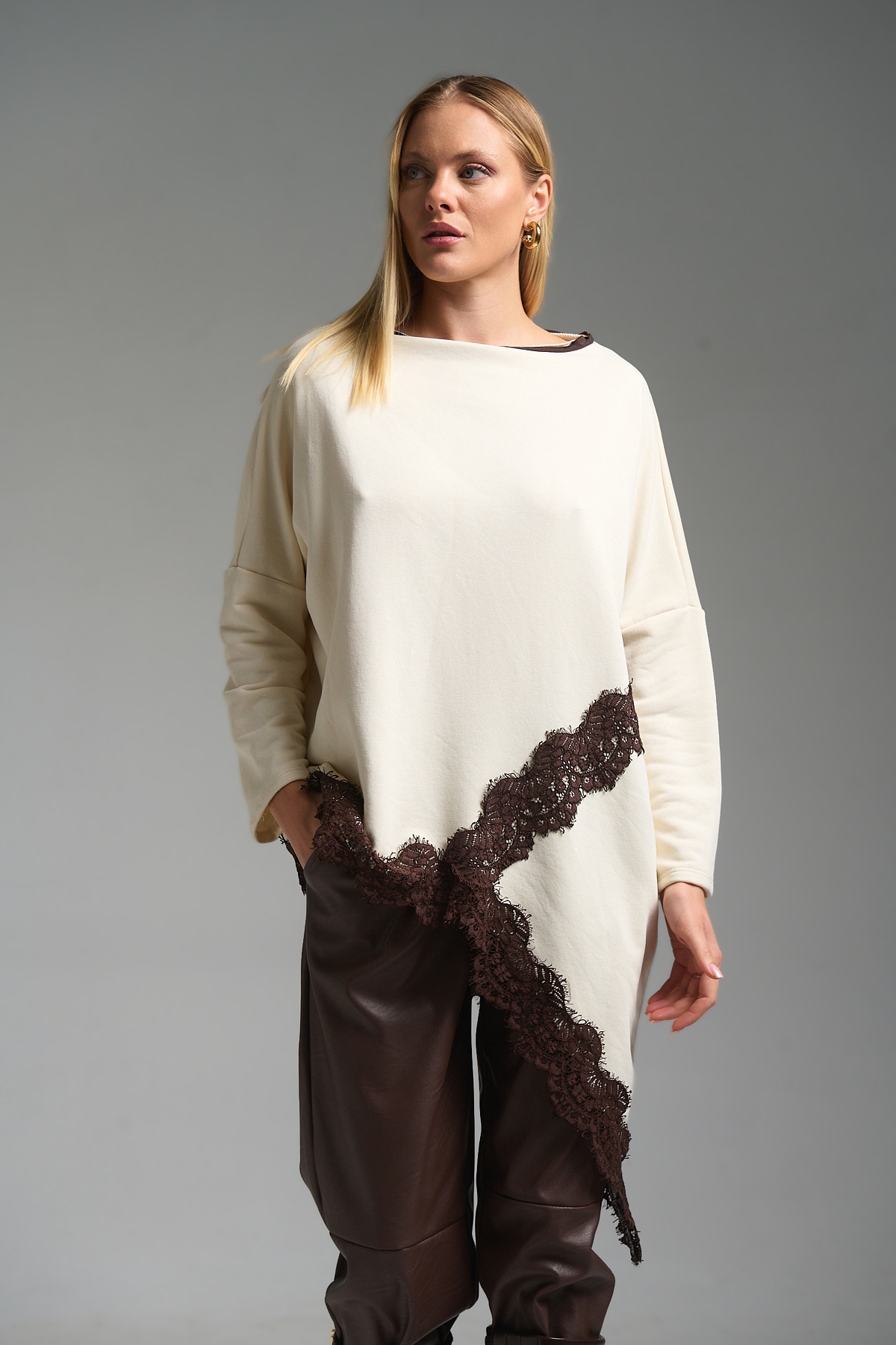 Μπλούζα Φούτερ Μύτη Με Δαντέλα