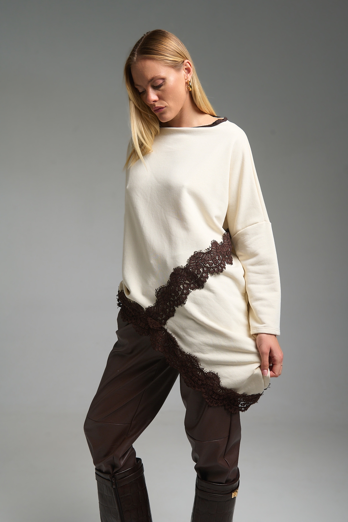 Μπλούζα Φούτερ Μύτη Με Δαντέλα