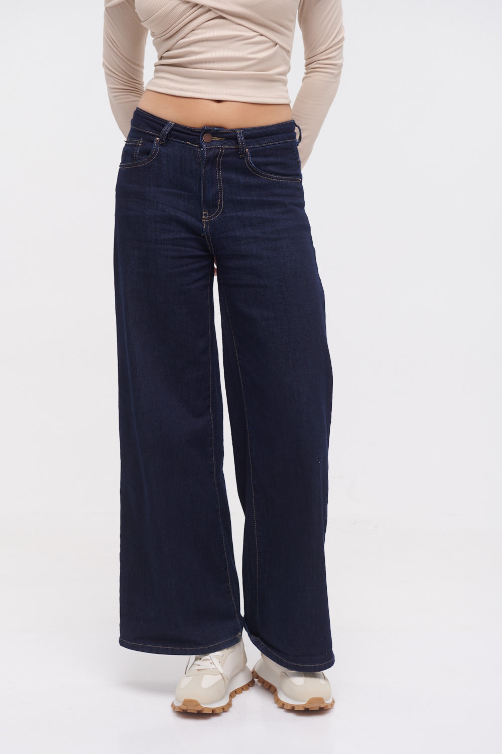 Bell-Shaped Dark Jeans