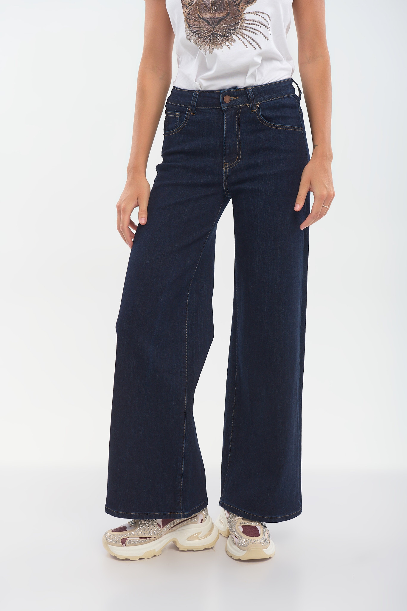 Siple Wide Leg Jeans