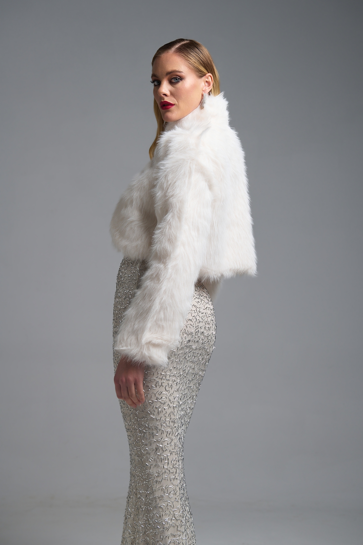 Γουνάκι Κοντό Τριχωτό Καρφίτσα