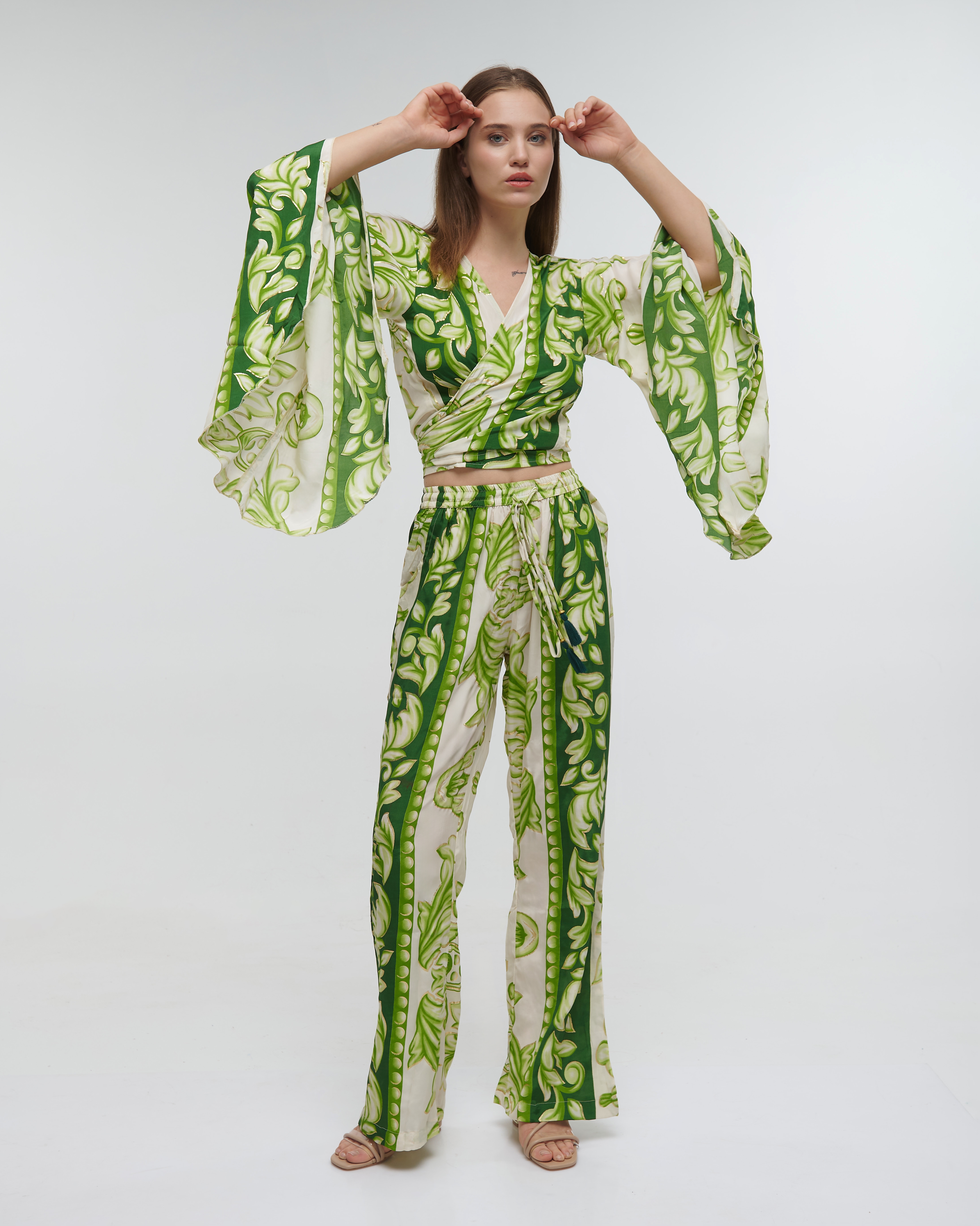Ble Floral Top With Bell Sleeves