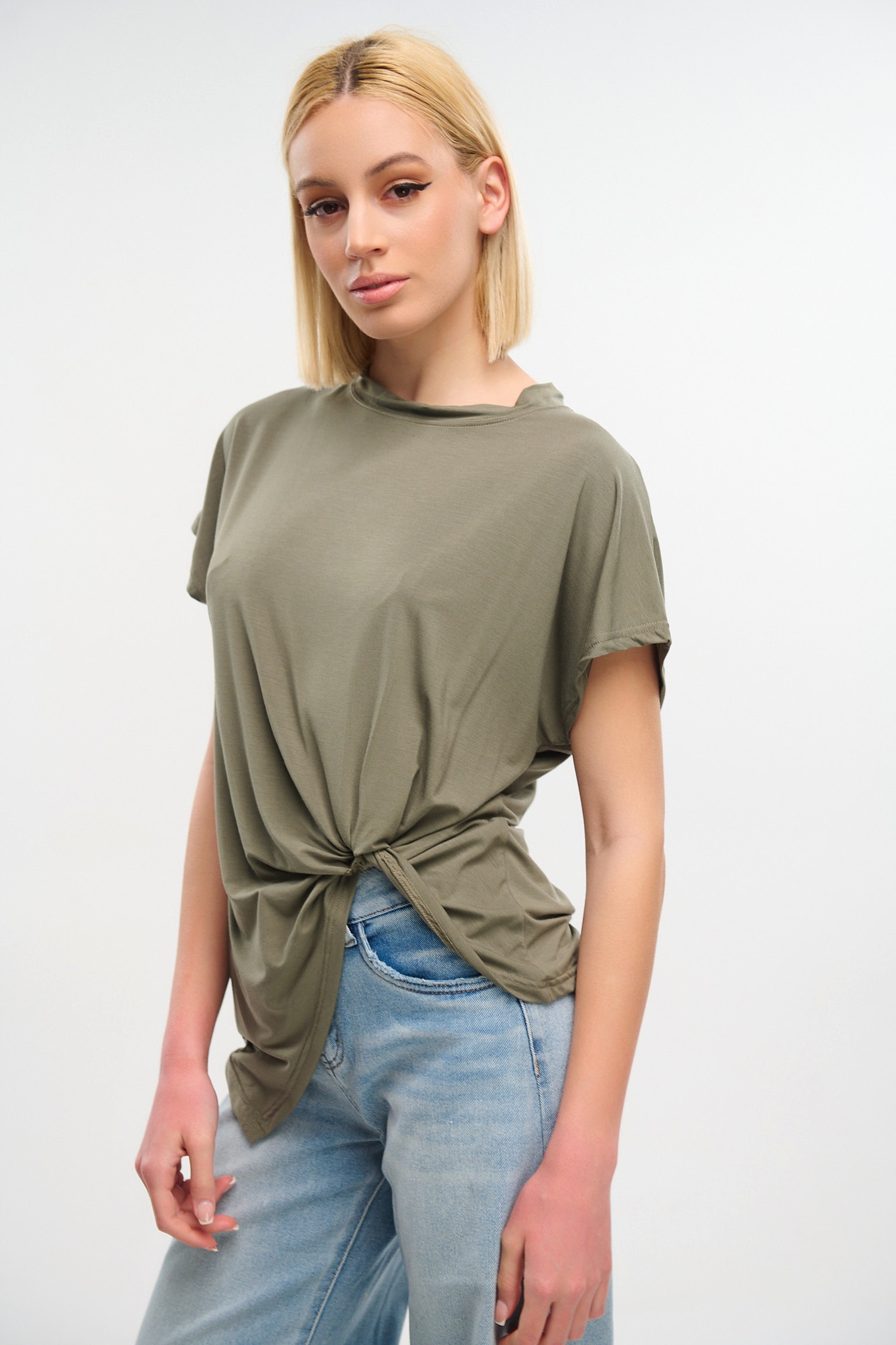 Kelly's Knot Side T-shirt