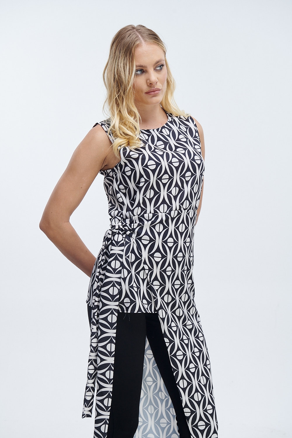 Kelly's White Circle Printed Asymmetrical Blouse