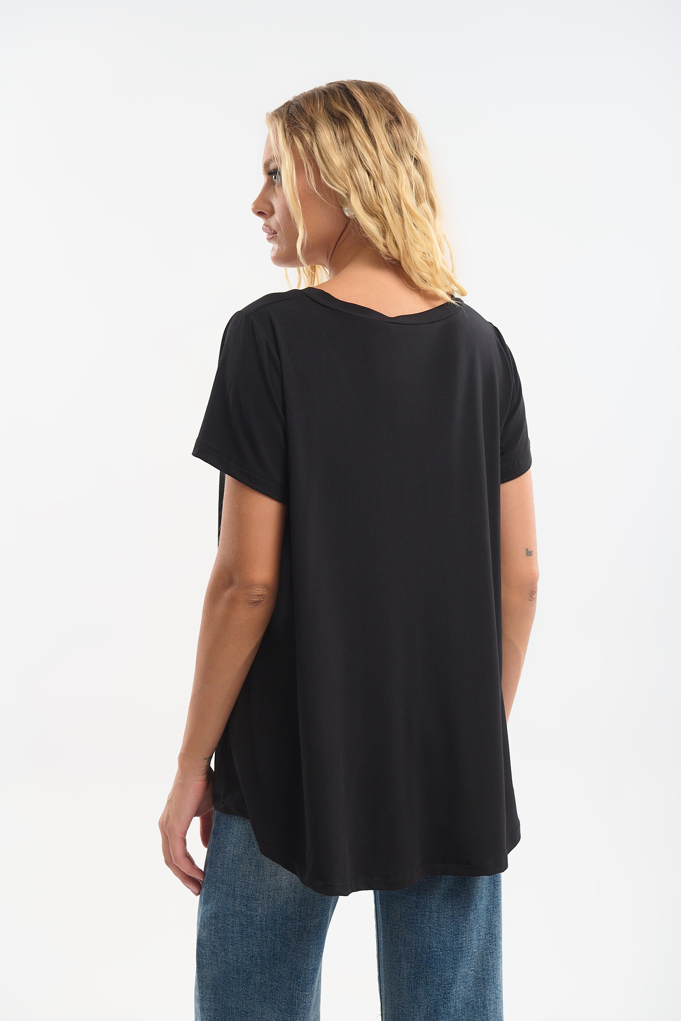 Kelly’s V-Neck T-shirt in Relaxed Fit