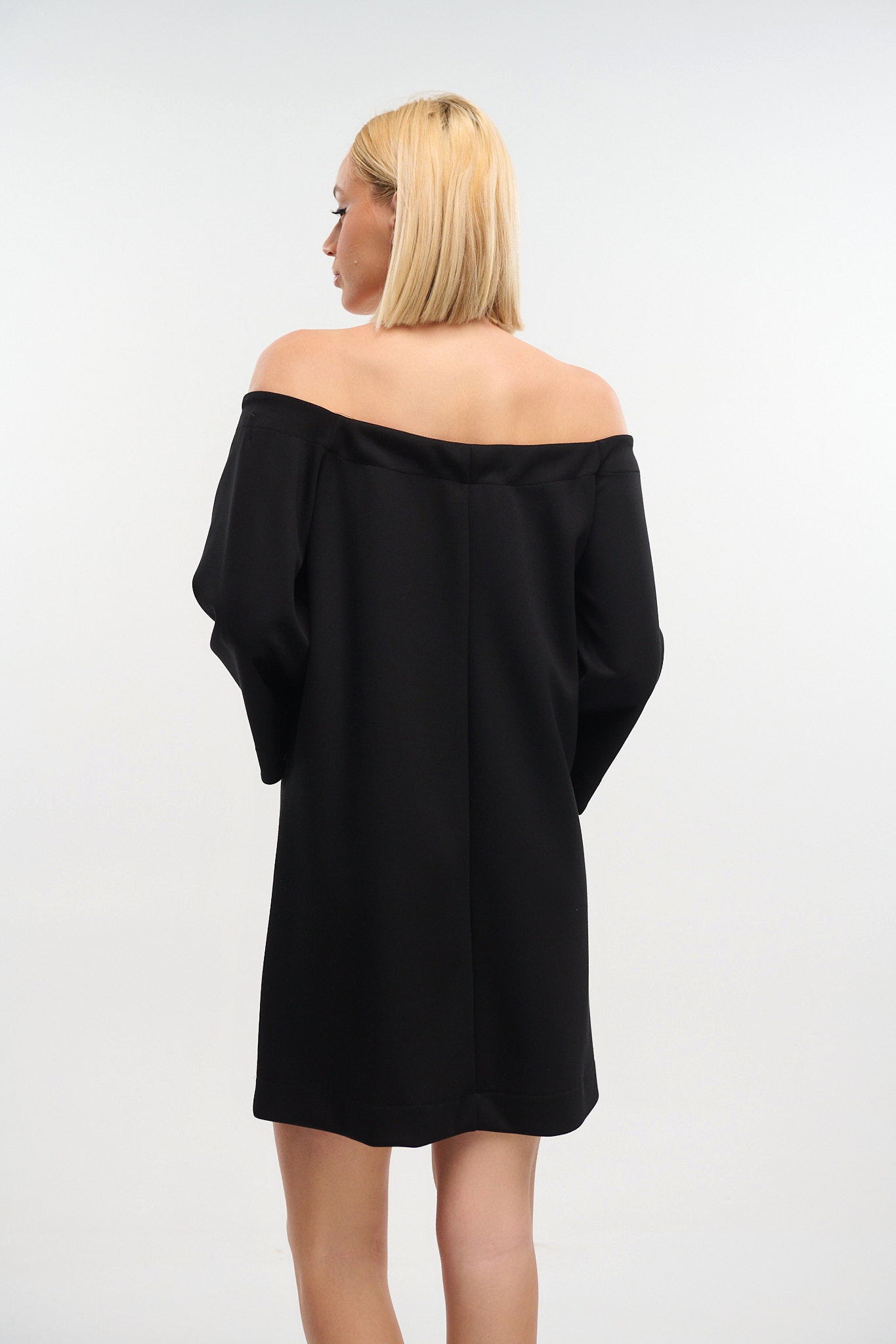 Kelly's Out off shoulder Dress With Stones