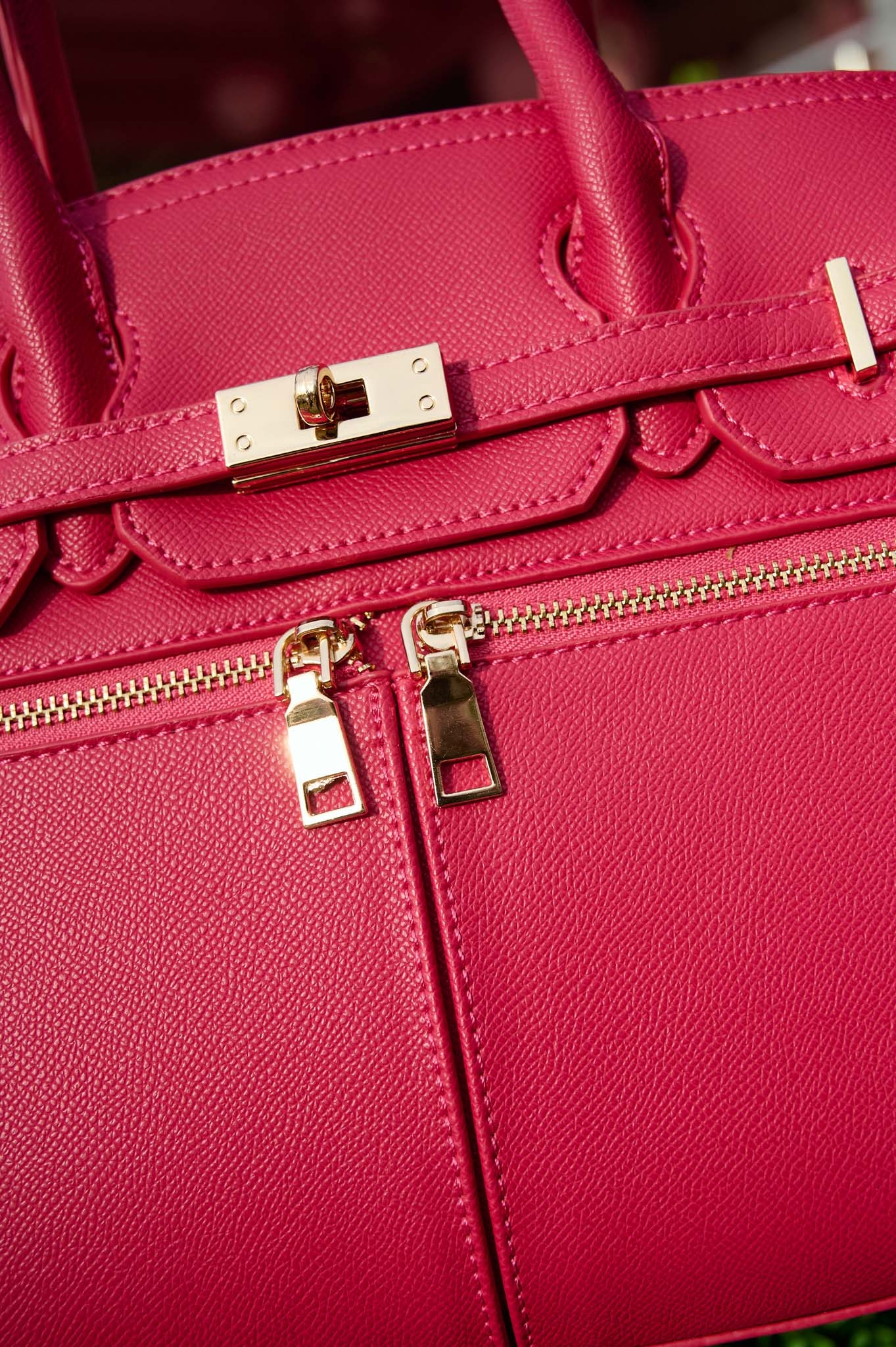 Lock Dubble Zip Handbag