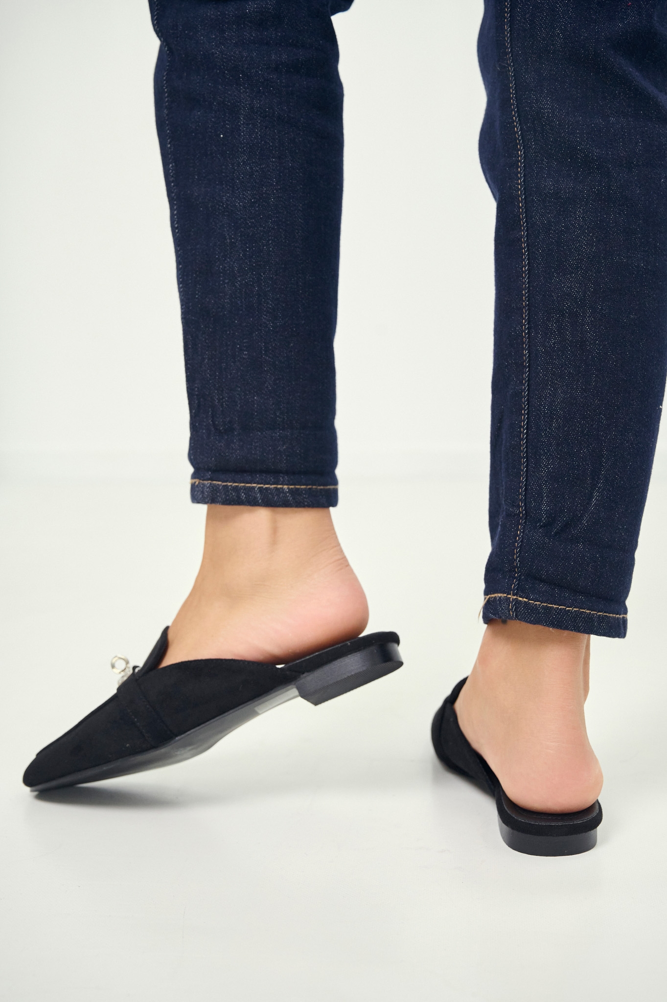 Mule Σουέιντ Με Κλειδαριά