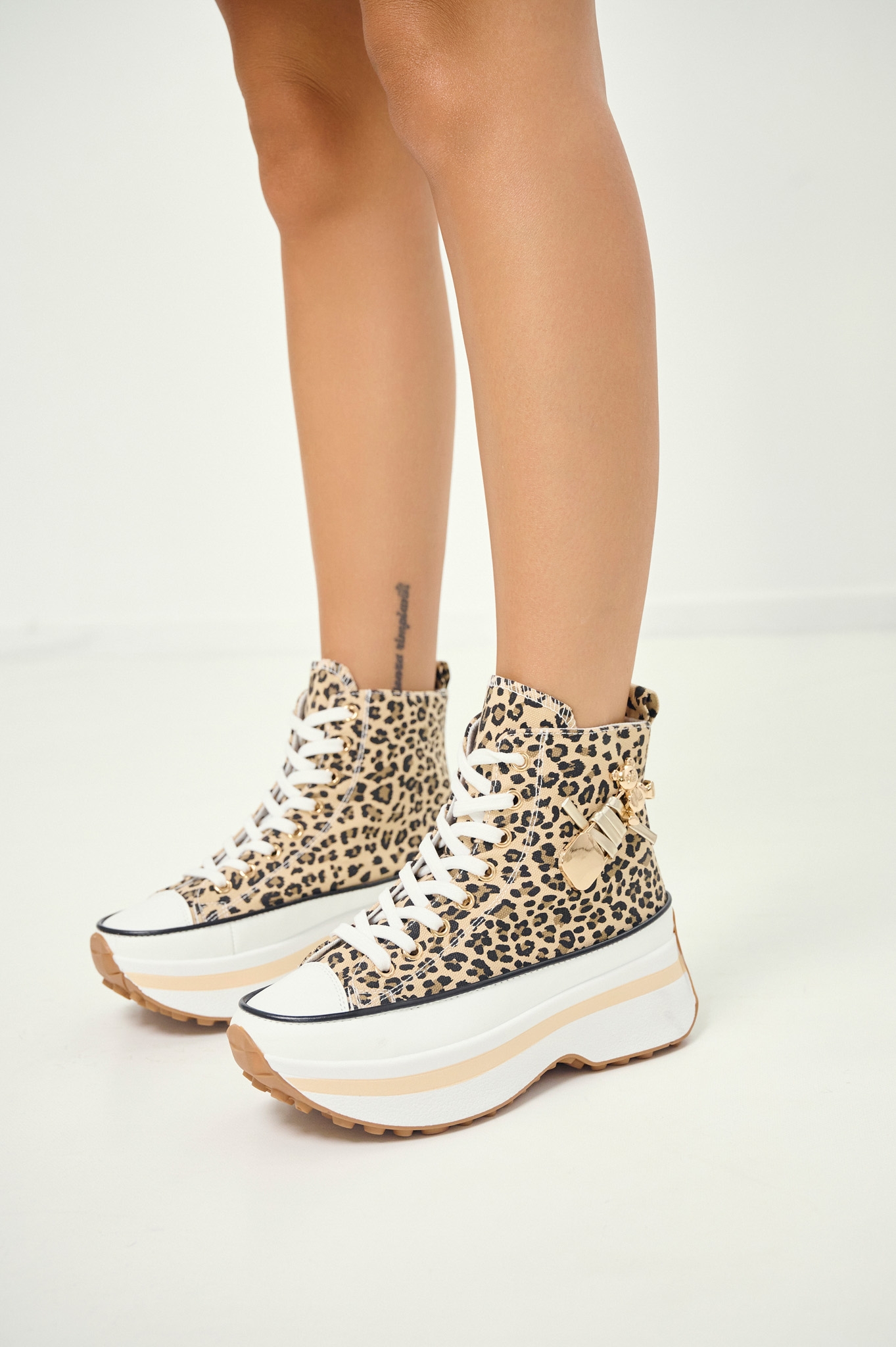 Παπούτσι Δίπατο Με Αρκουδάκι