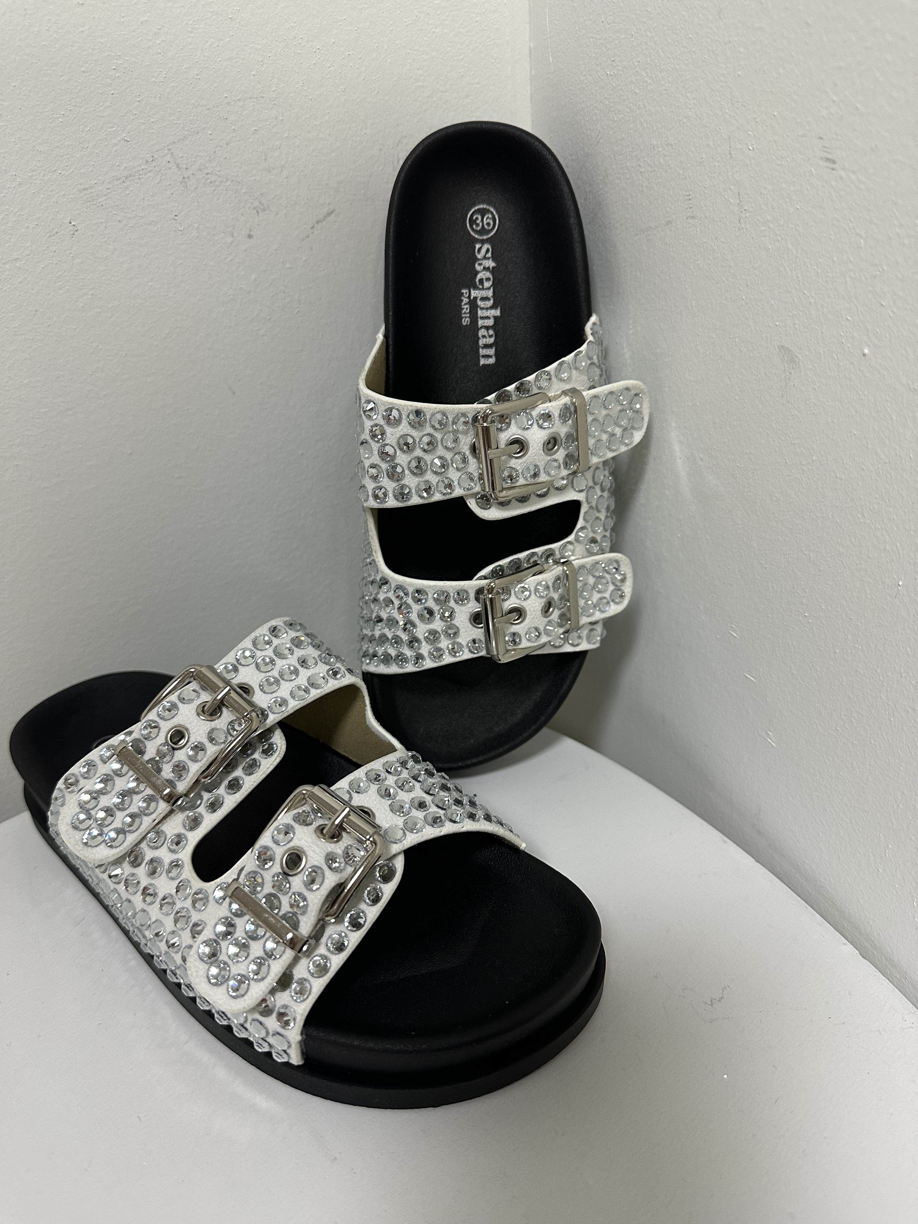 Rhinestone Detailed Slippers