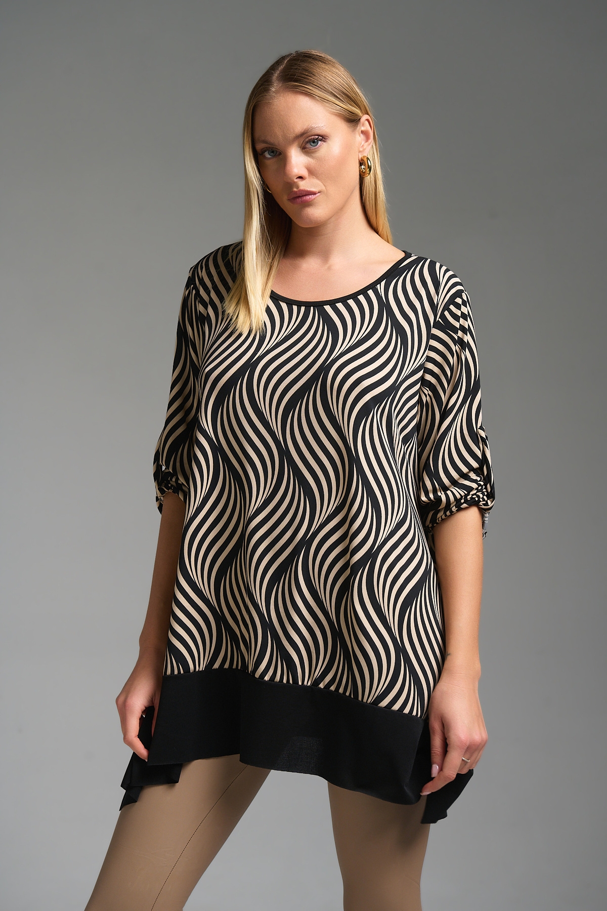 Μπλούζα ILLUSION Με Μαύρη Φάσα