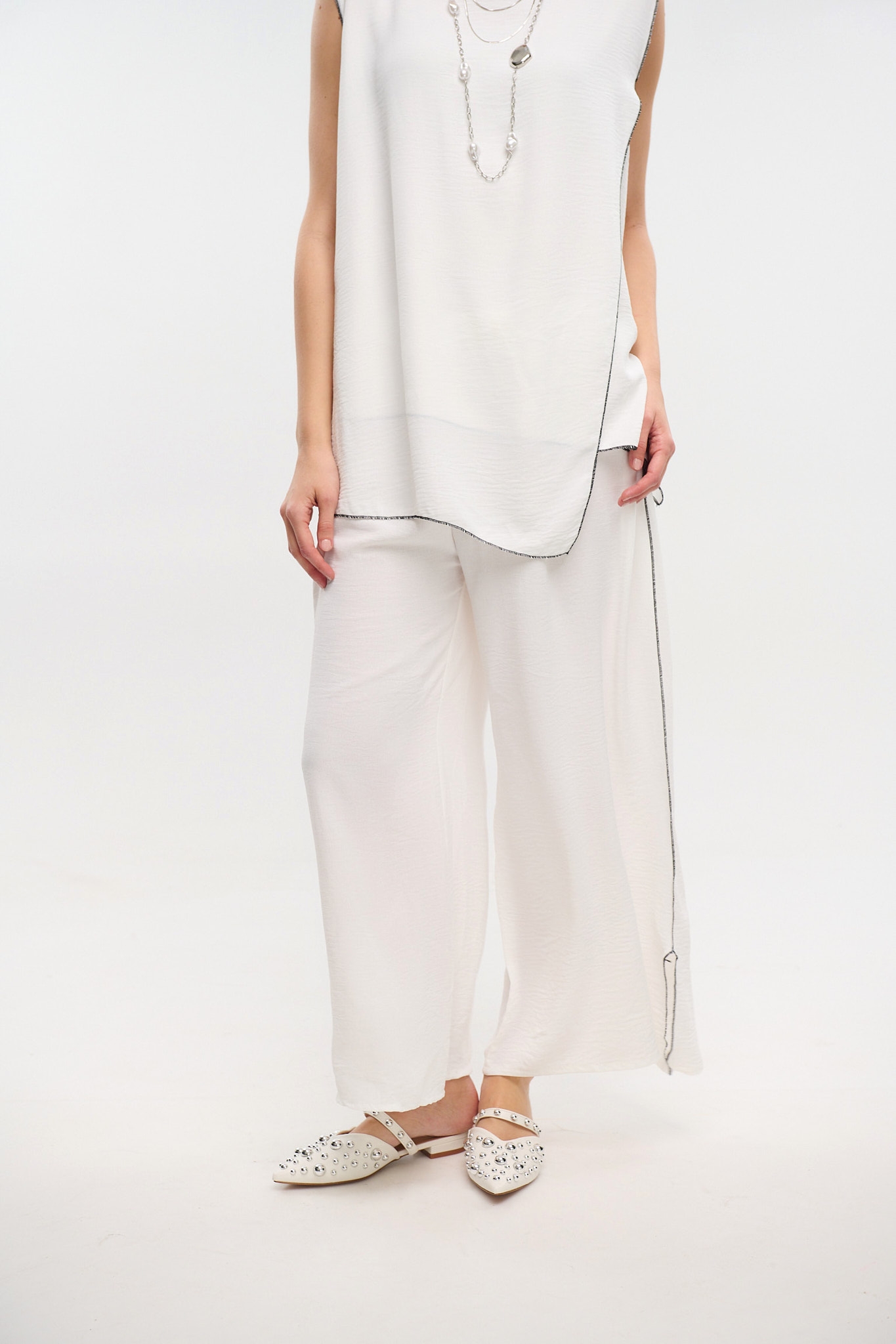 Set Blouse & Pants With Outhread