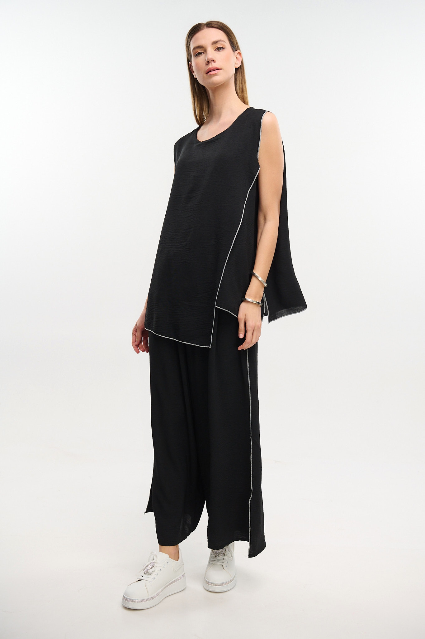 Set Blouse & Pants With Outhread