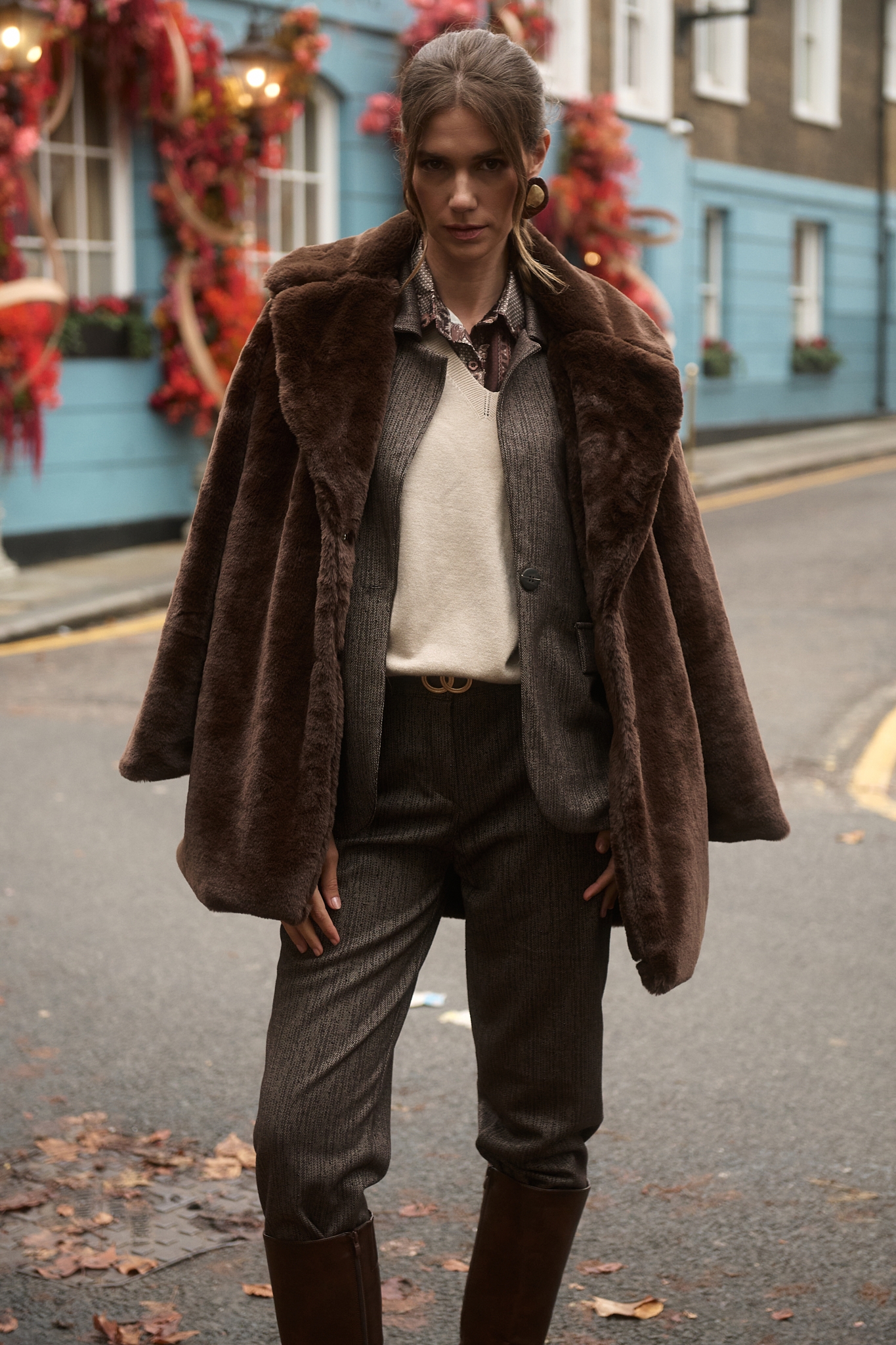 Γούνα Μακρυά με Μεγάλο Γιακά