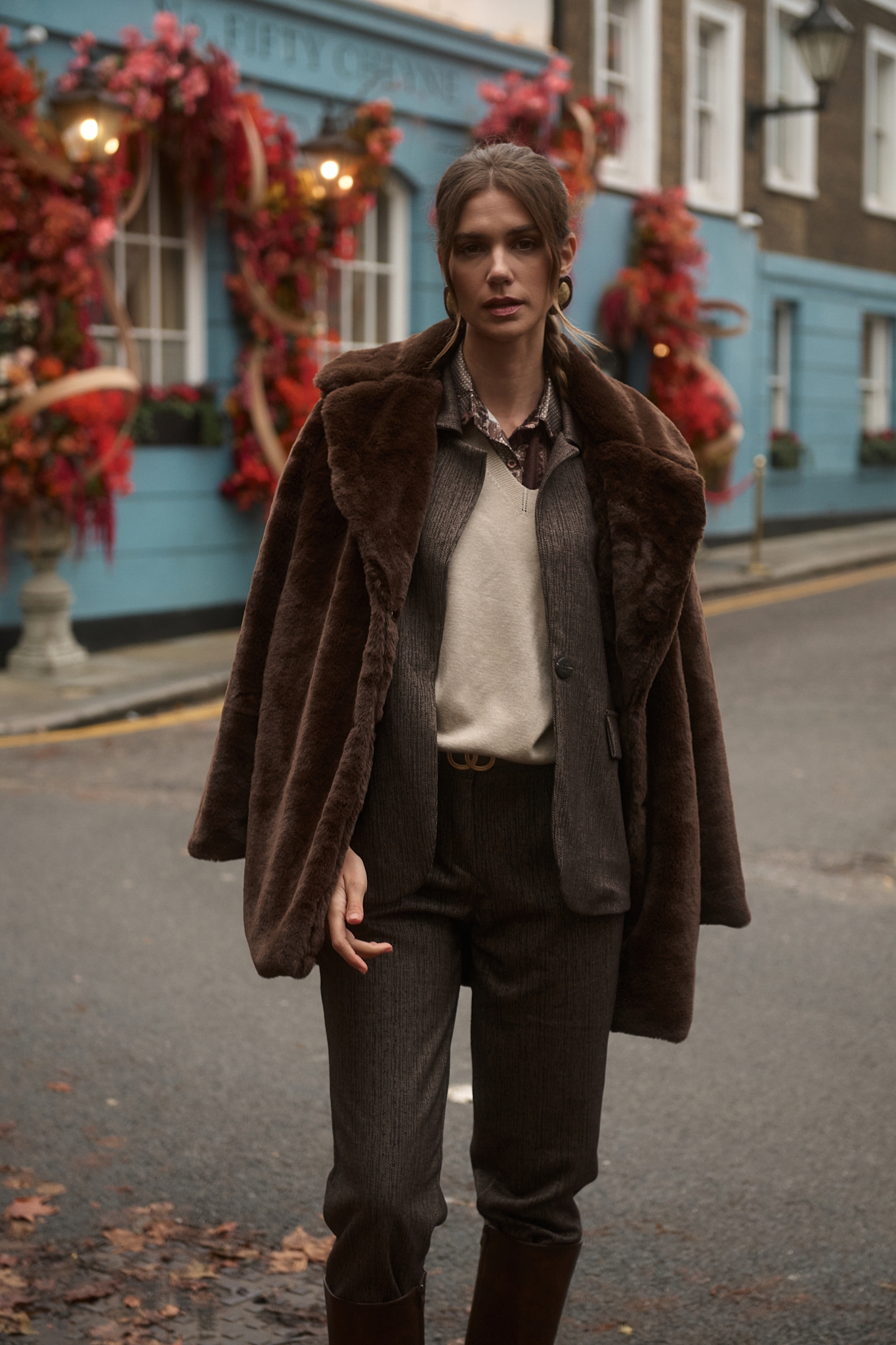 Γούνα Μακρυά με Μεγάλο Γιακά