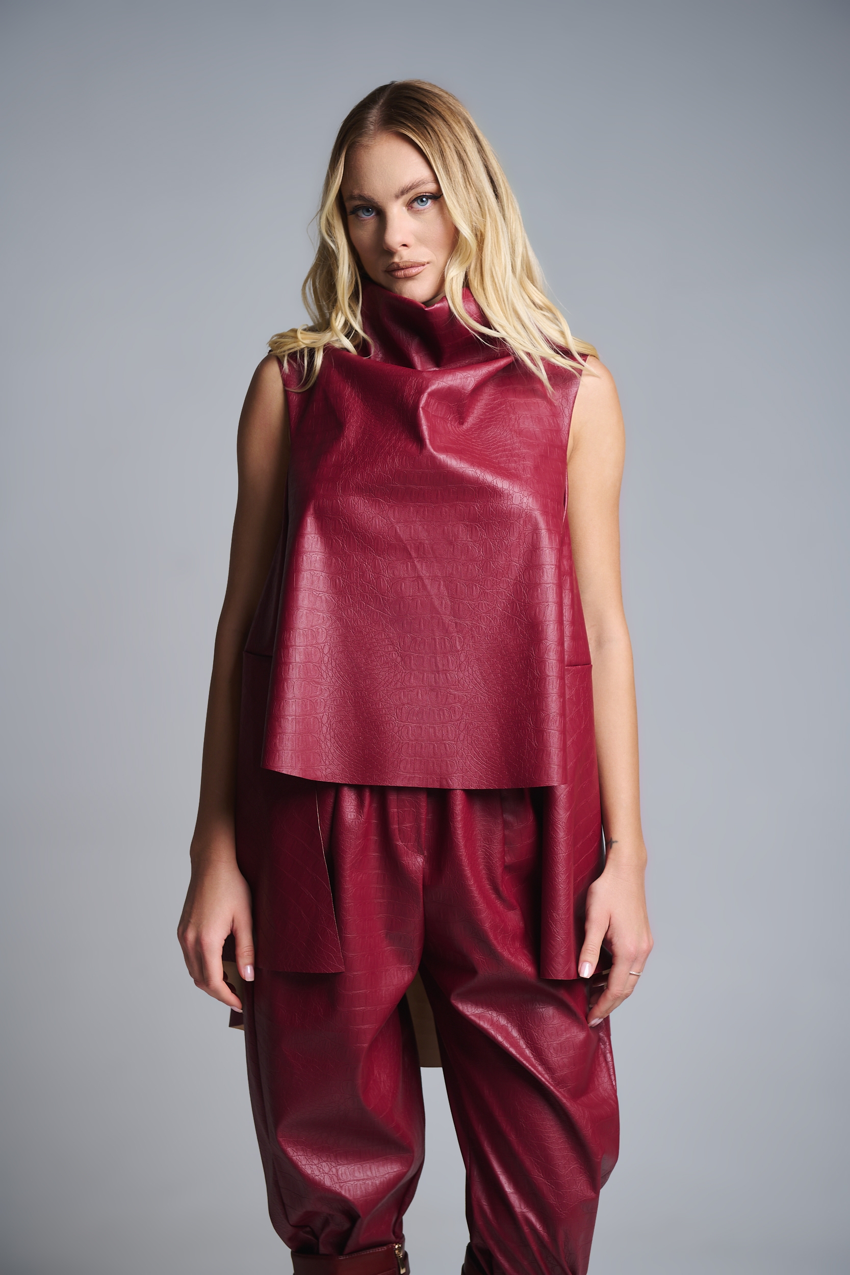 Μπλούζα Αμάνικη Κροκό