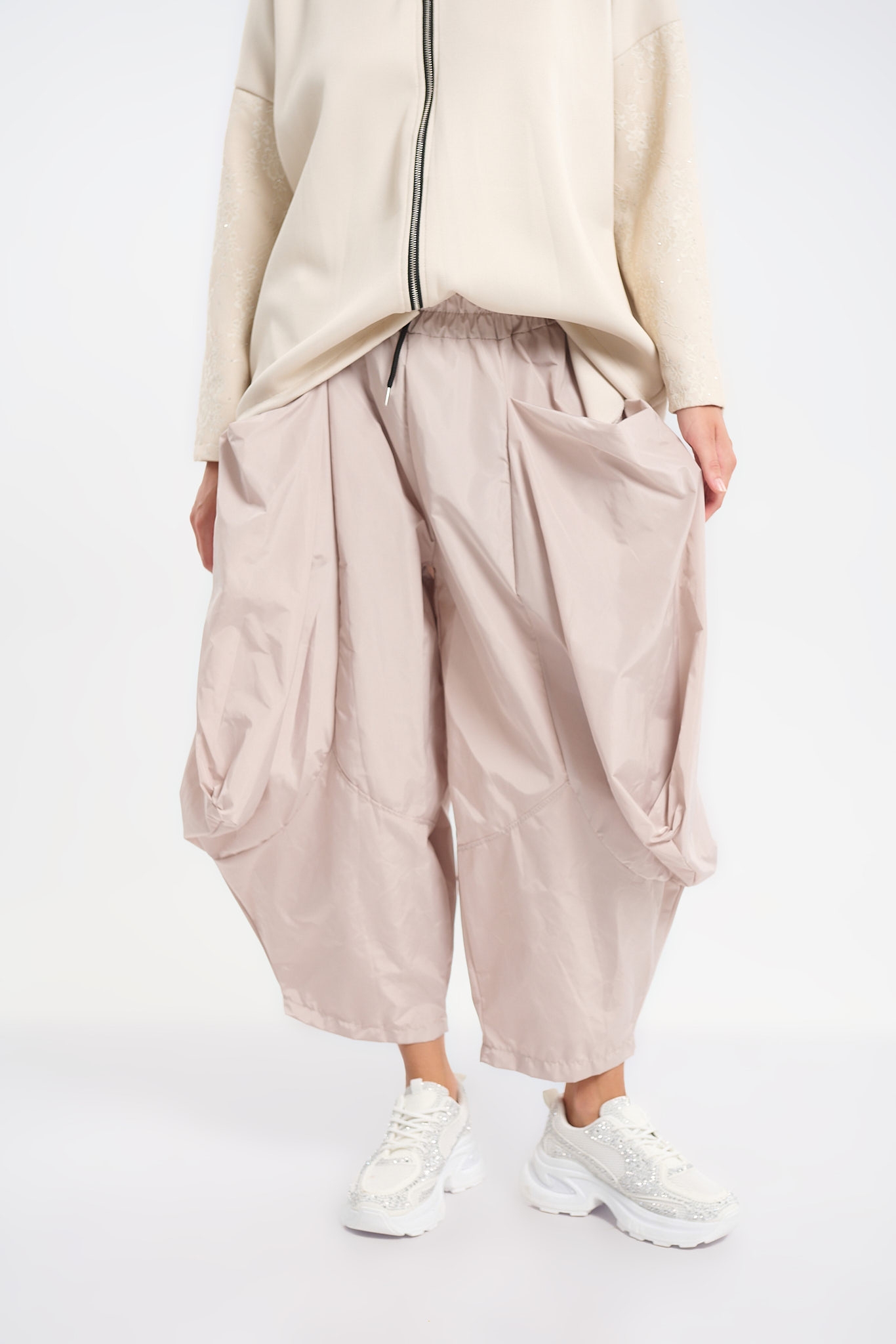 Pocketed Oversized Pants