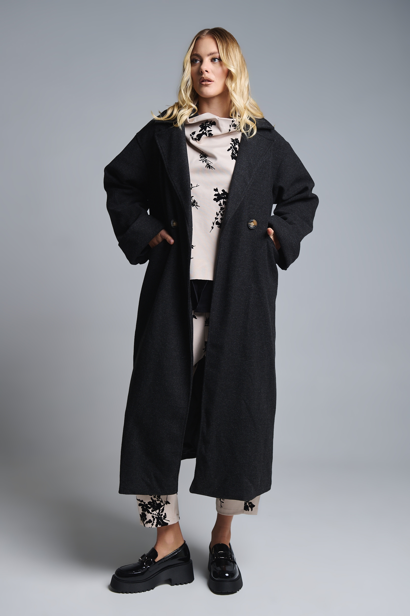 Παλτό Μακρύ Με Γιακά