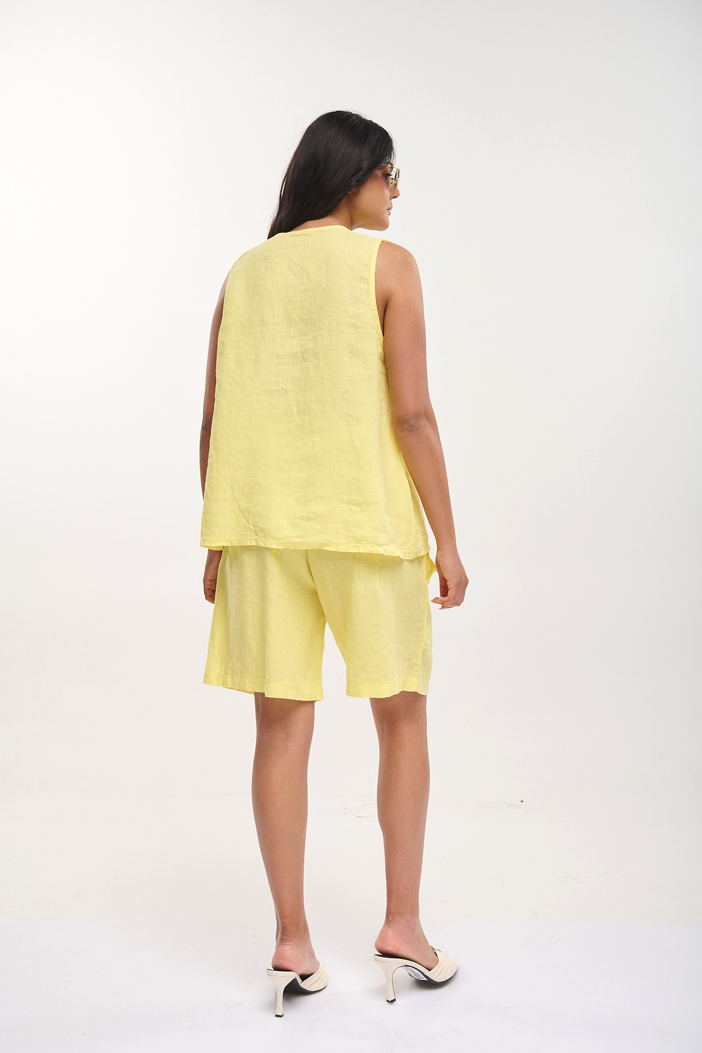 Linen Sleeveless Blouse
