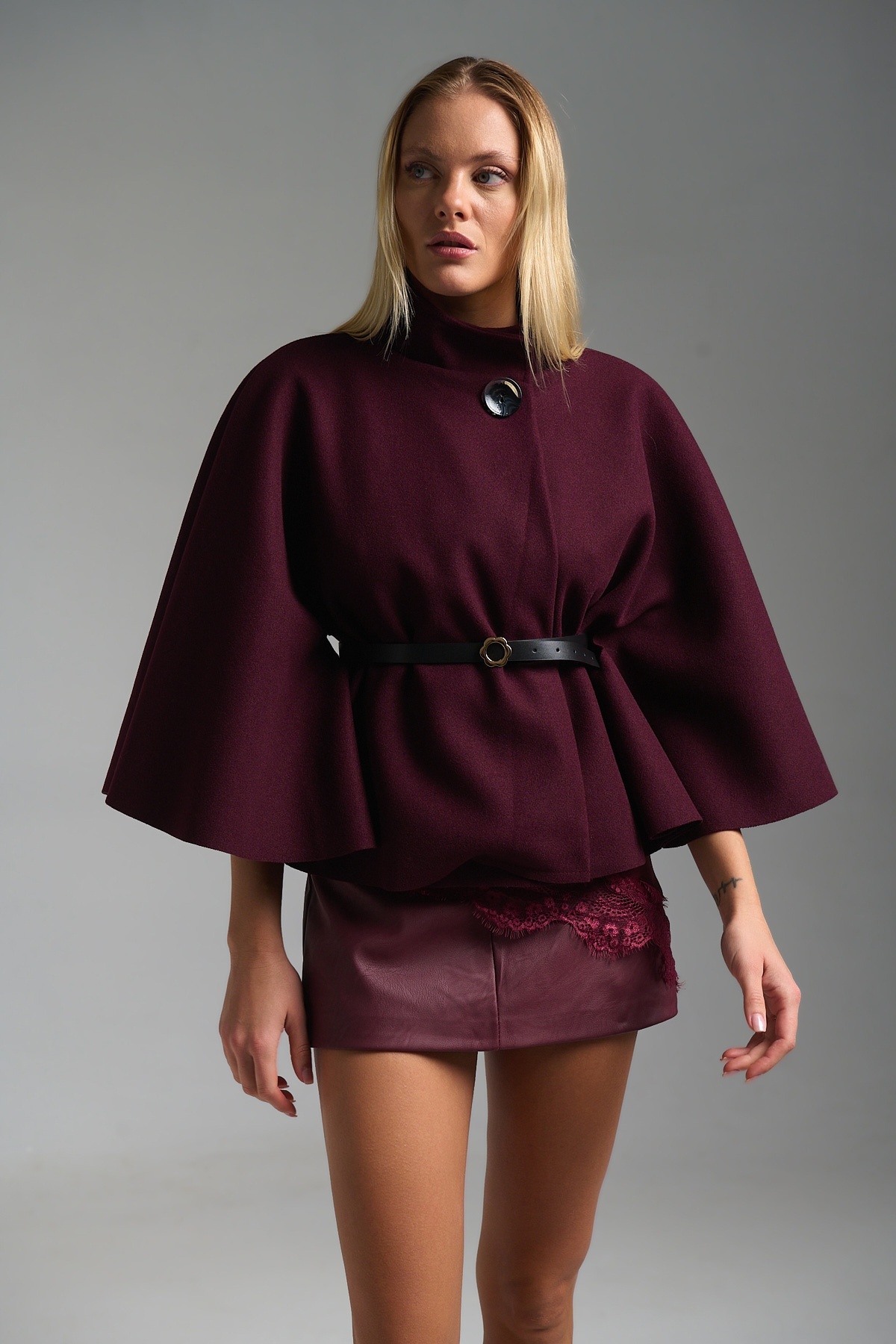 Κάπα Κοντή Με Ζωνάκι