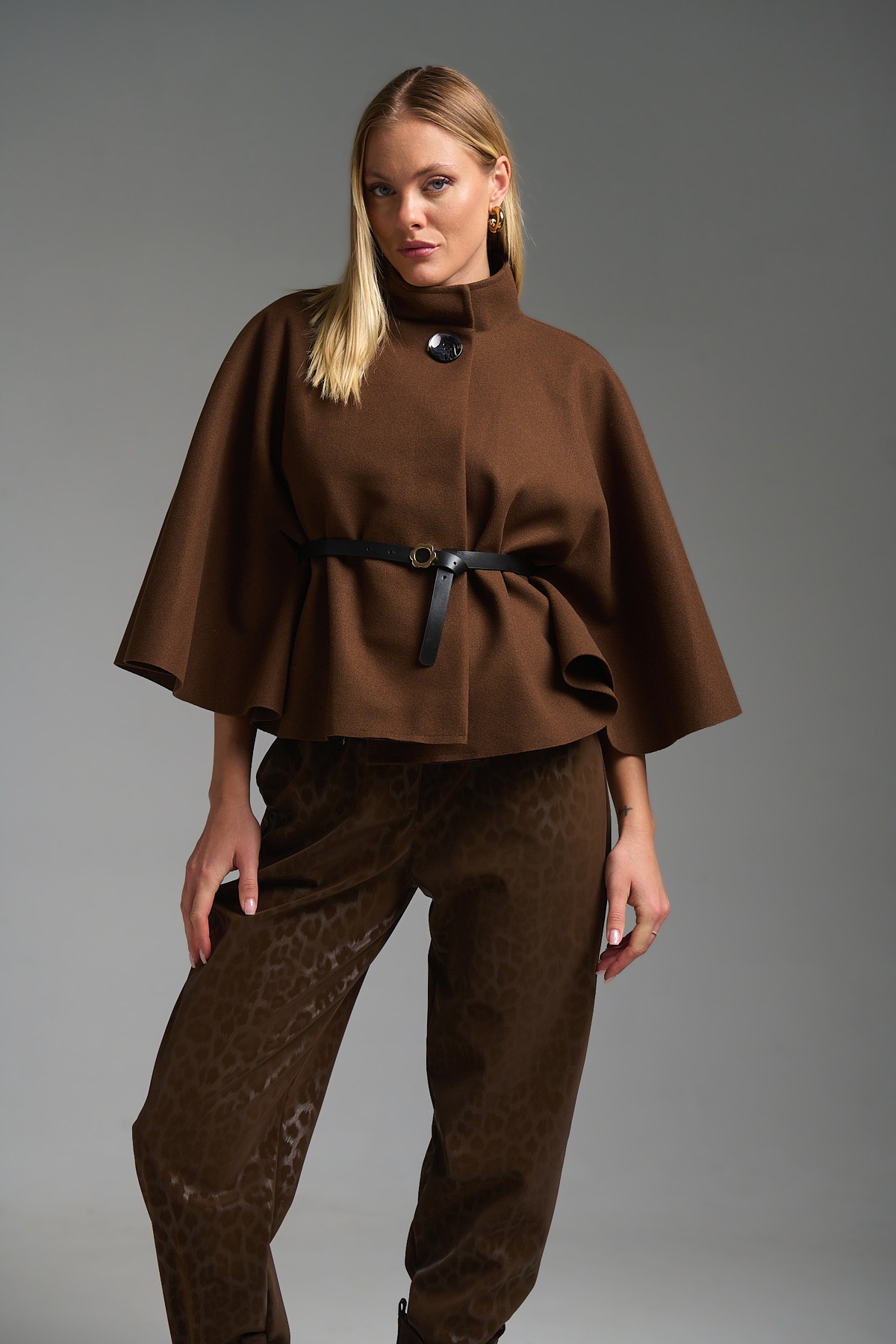 Κάπα Κοντή Με Ζωνάκι