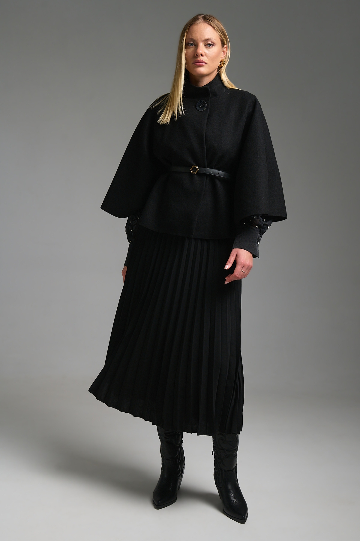 Κάπα Κοντή Με Ζωνάκι