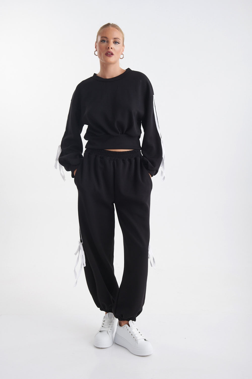 Side Stripped Set Jumper & Pants