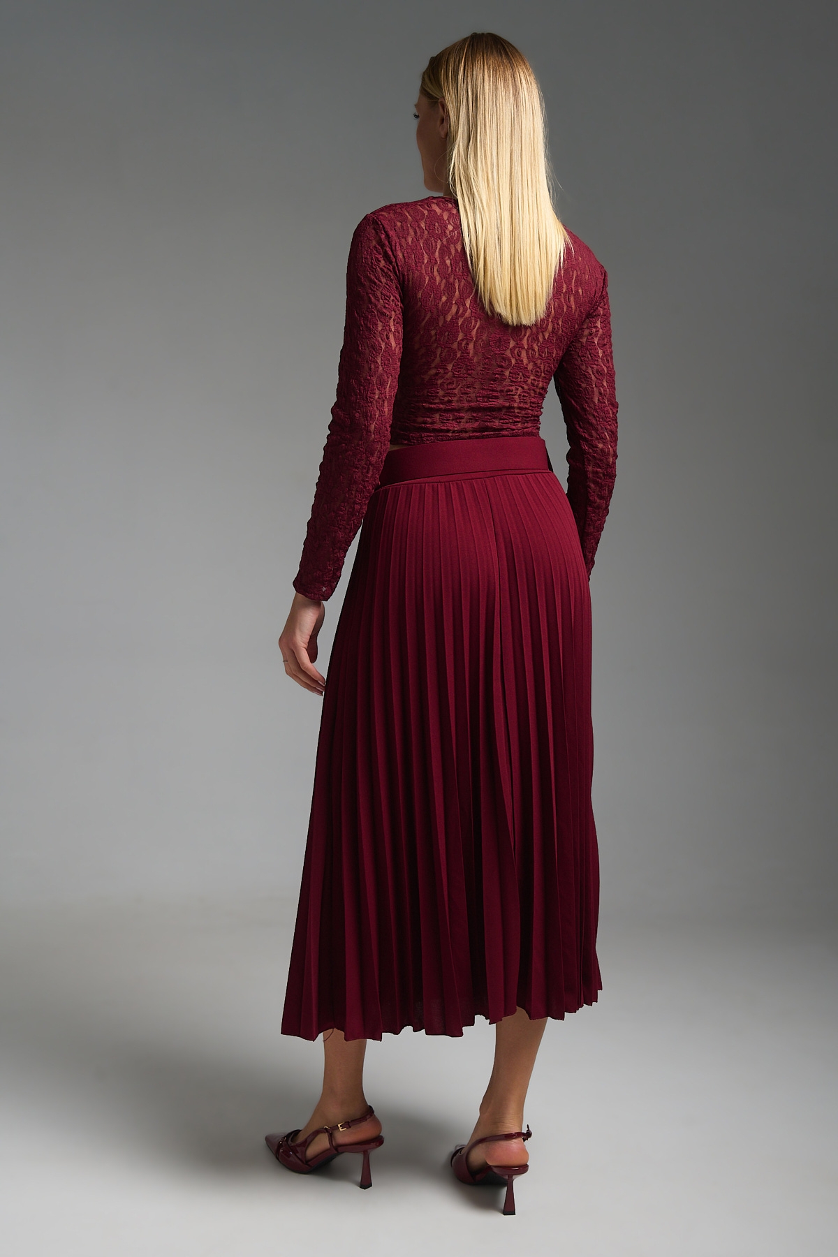 Τοπ Μακρυμάνικο Δαντέλα Με Τόκα Στρας