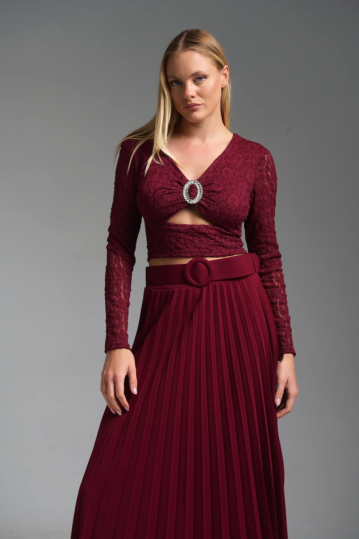 Τοπ Μακρυμάνικο Δαντέλα Με Τόκα Στρας