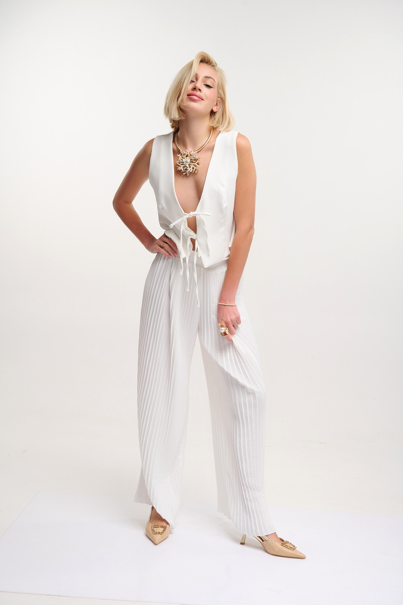Set Vest & Pleated Pants