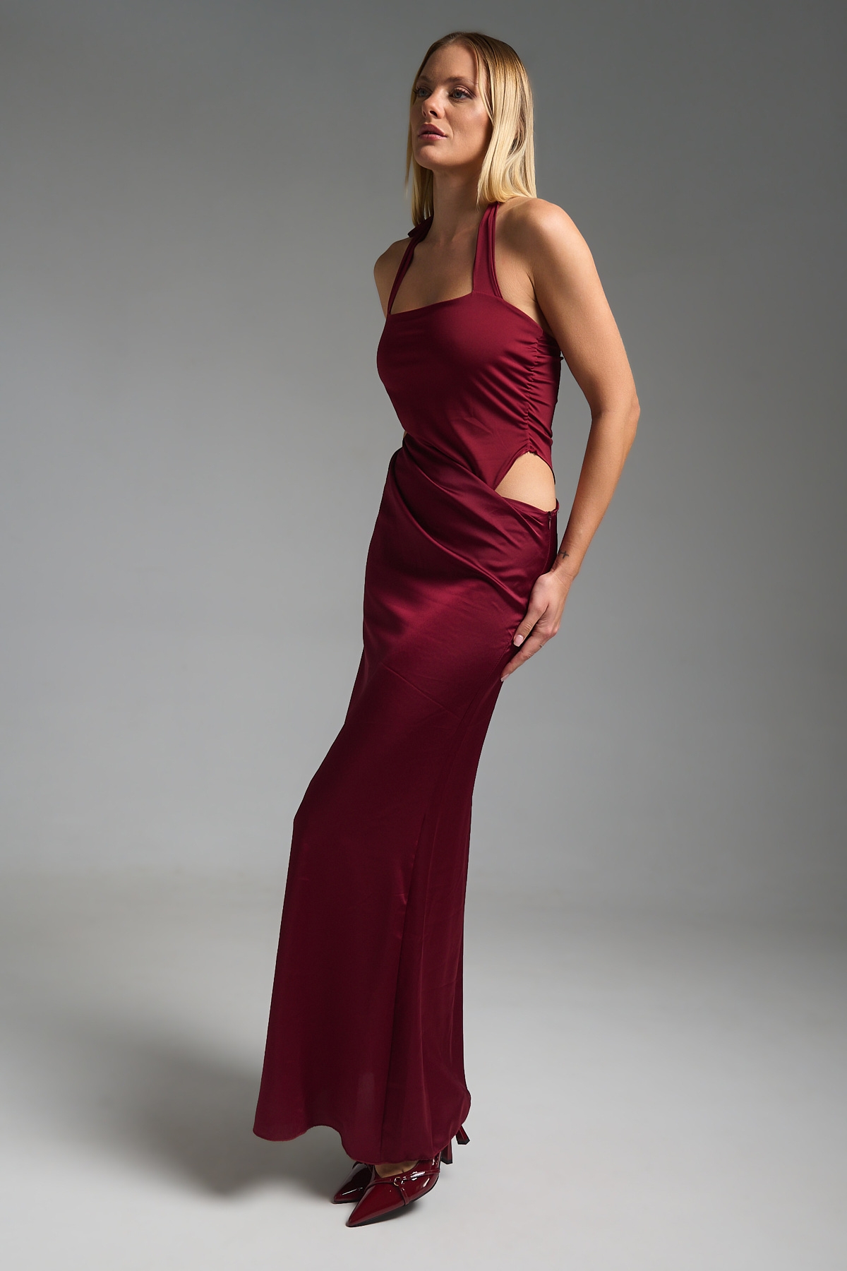 Φόρεμα Μάξι Κορμάκι Με Άνοιγμα