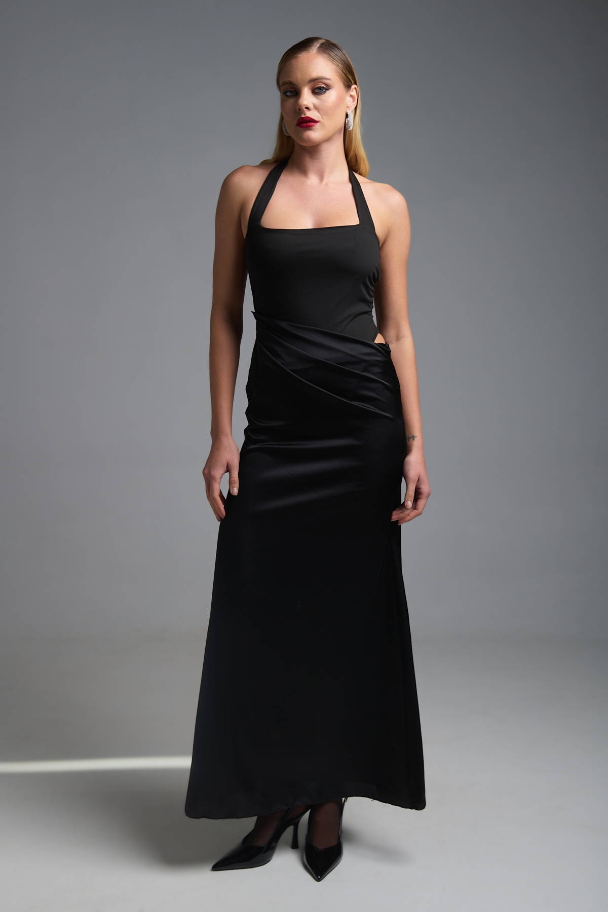 Φόρεμα Μάξι Κορμάκι Με Άνοιγμα