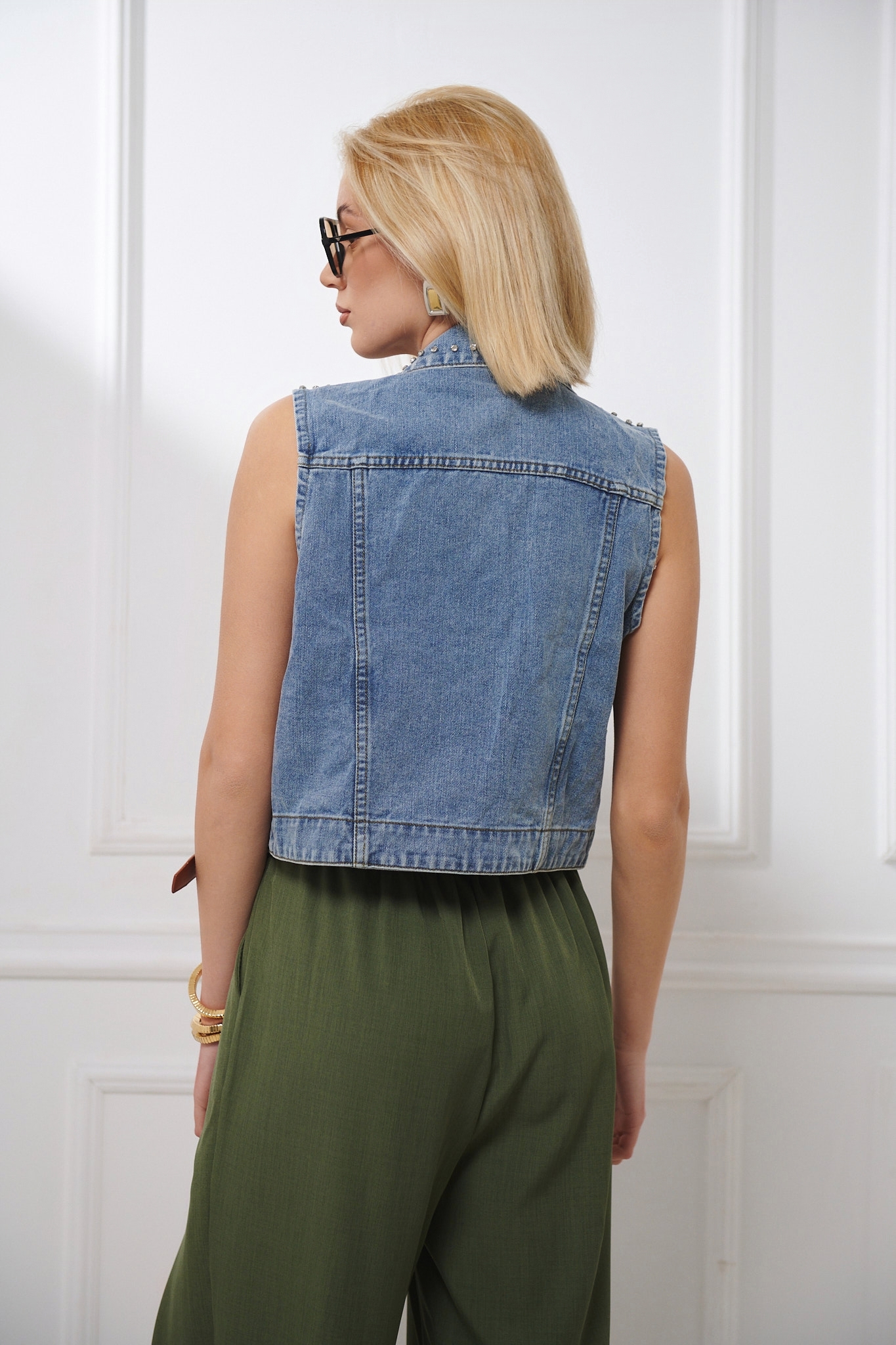 Jean Vest With Rhinestones