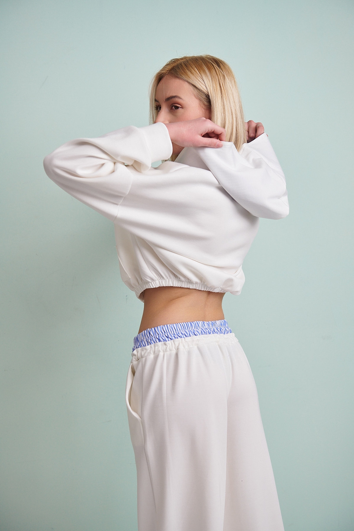 Striped Detail Set Wide Pants & Hoodie