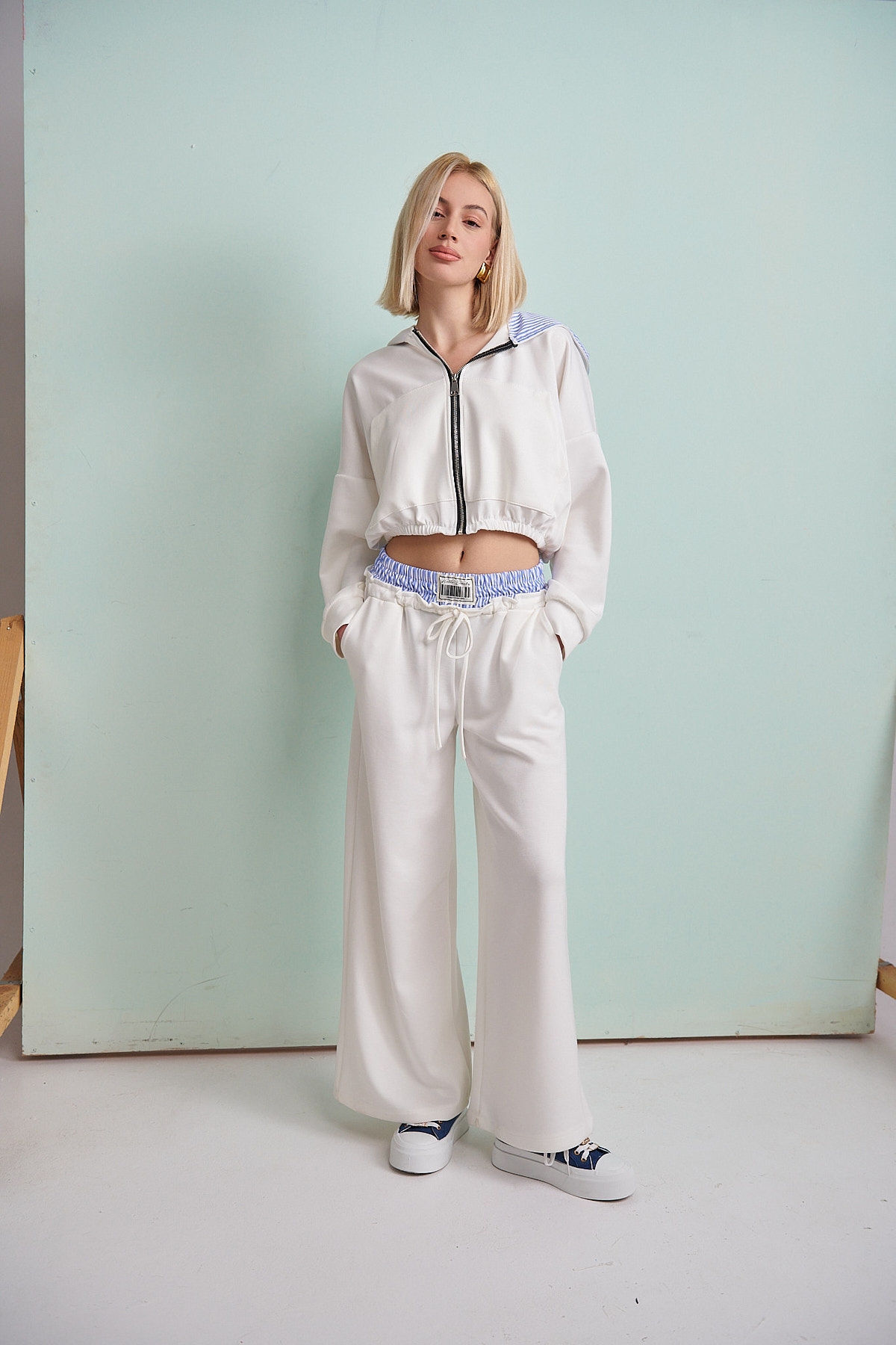Striped Detail Set Wide Pants & Hoodie