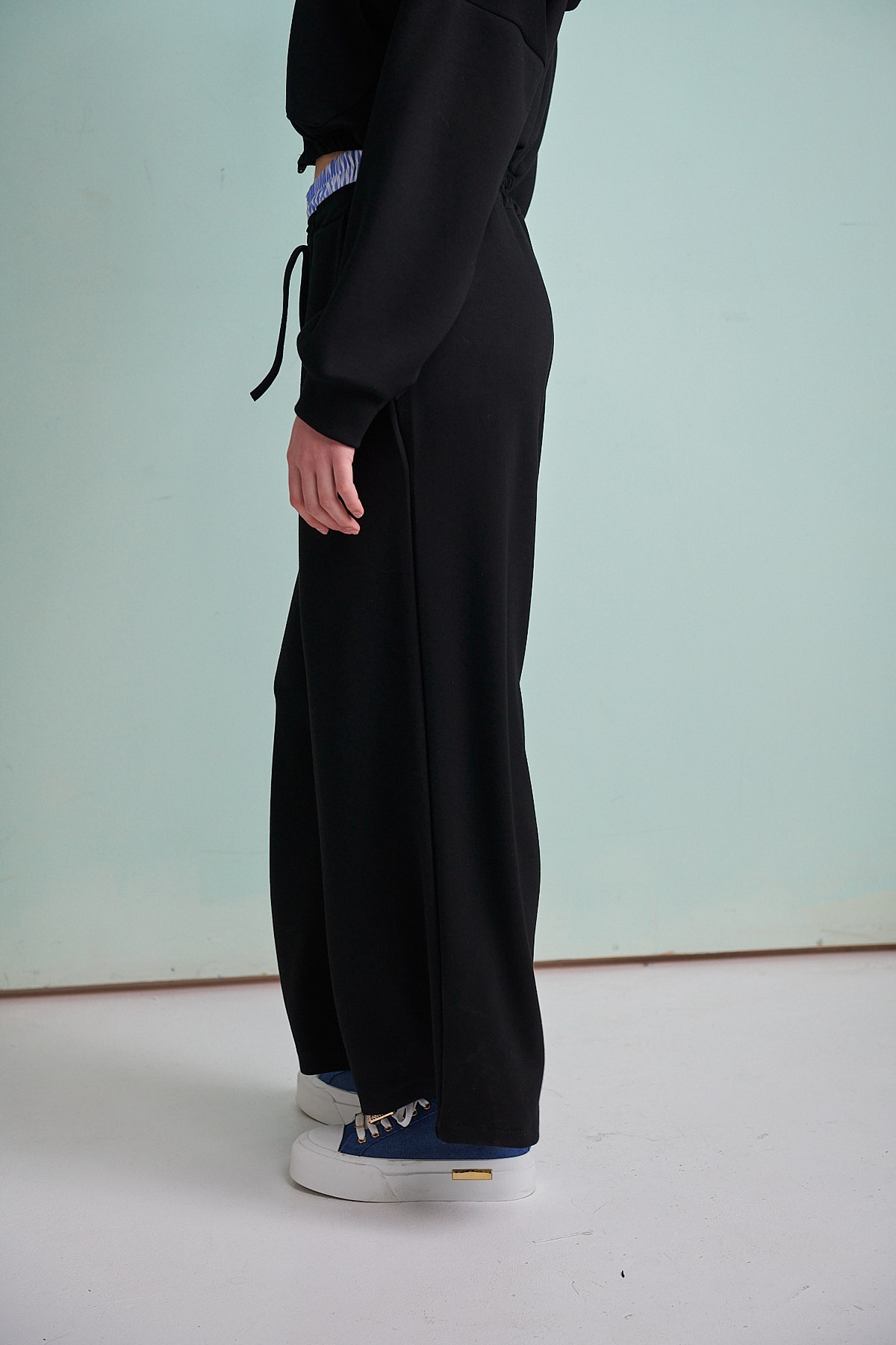 Striped Detail Set Wide Pants & Hoodie