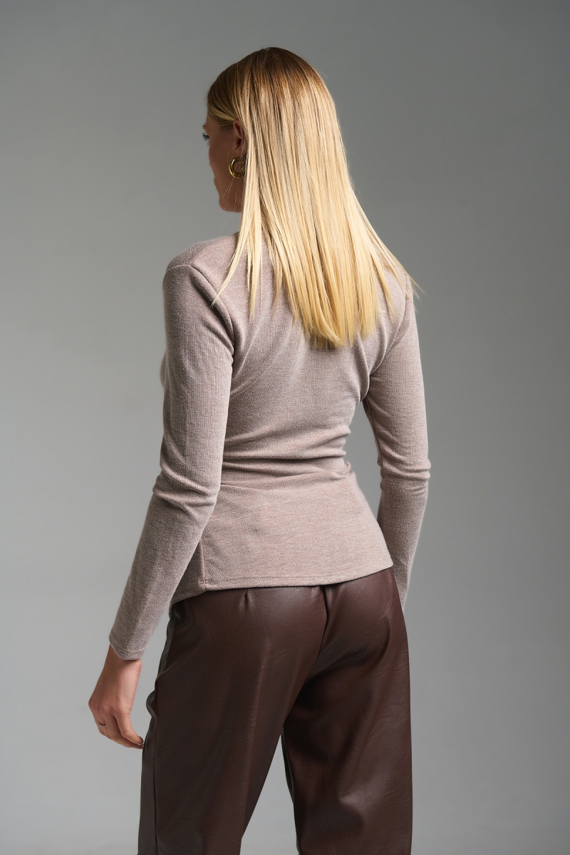 Μπλούζα Μακρυμάνικη Πλεκτή Με Τόκα Πλάι