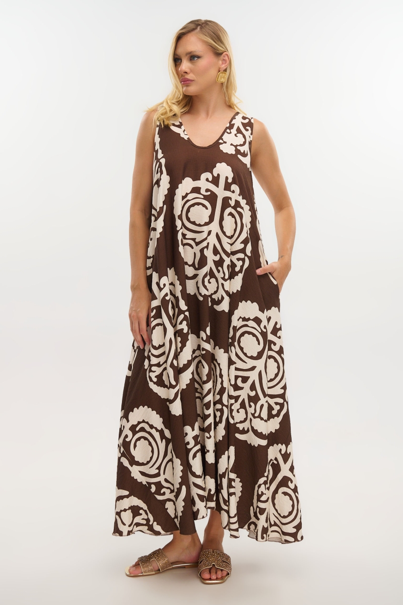 Bold Two-Tone Maxi Dress with Wide Straps & Statement Paisley
