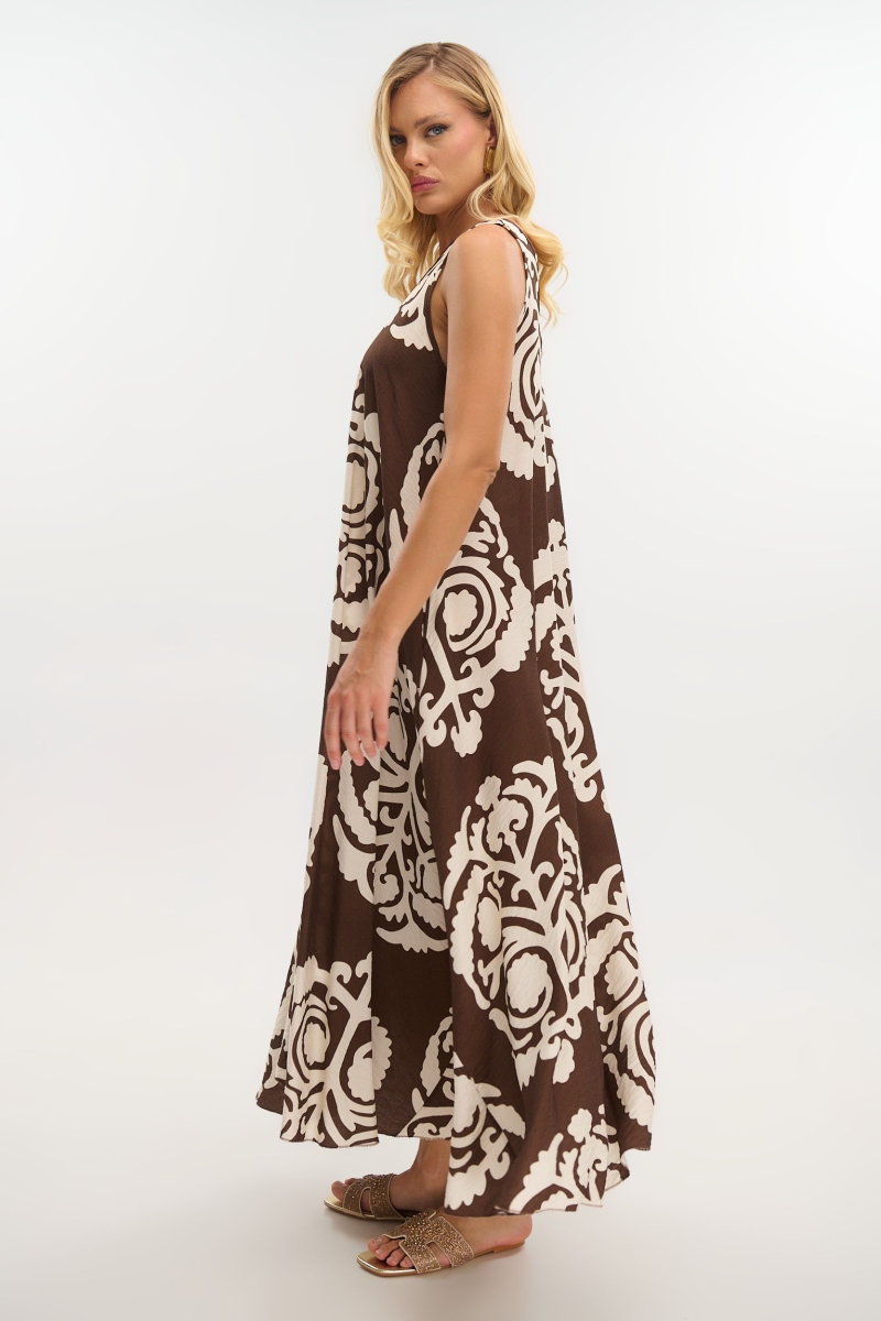 Bold Two-Tone Maxi Dress with Wide Straps & Statement Paisley