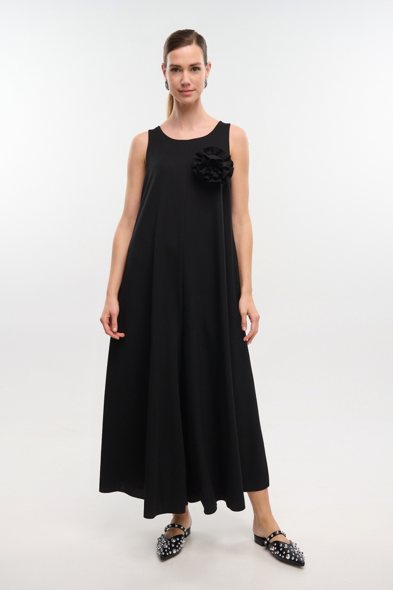 Oversized Jumpsuit With Brooch