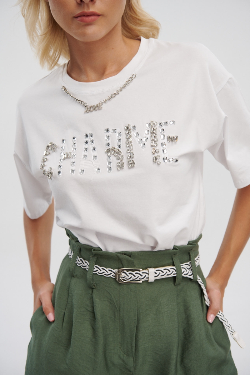 Rhinestoned Charme T-Shirt