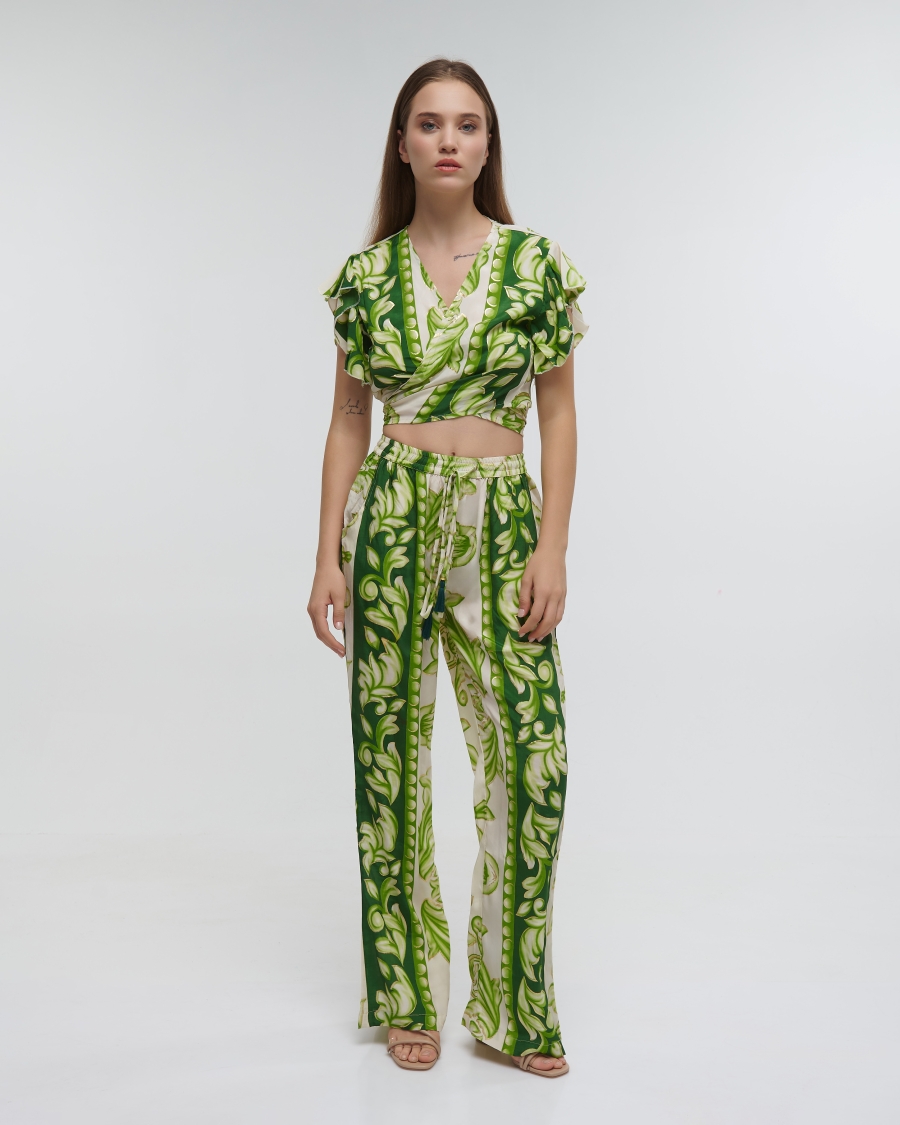 Ble Floral Top With Ruffle Sleeves