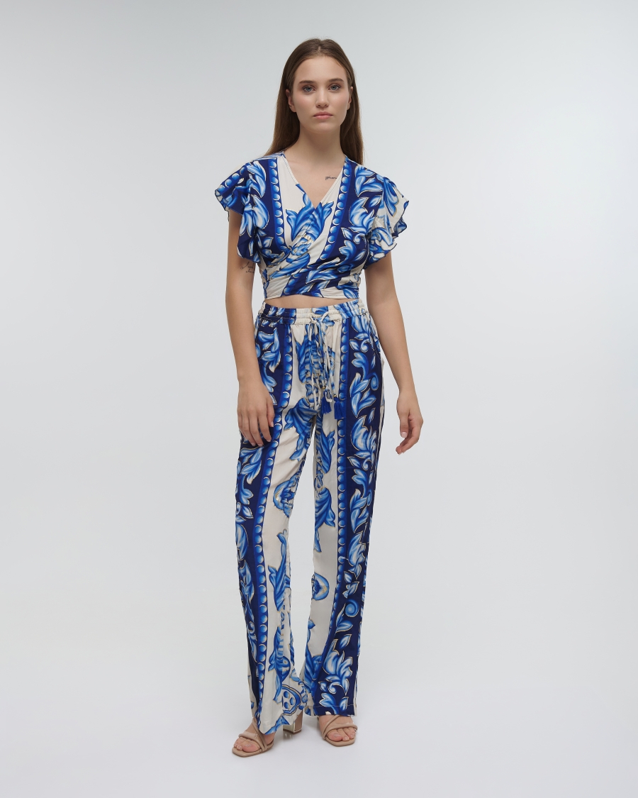 Ble Floral Top With Ruffle Sleeves